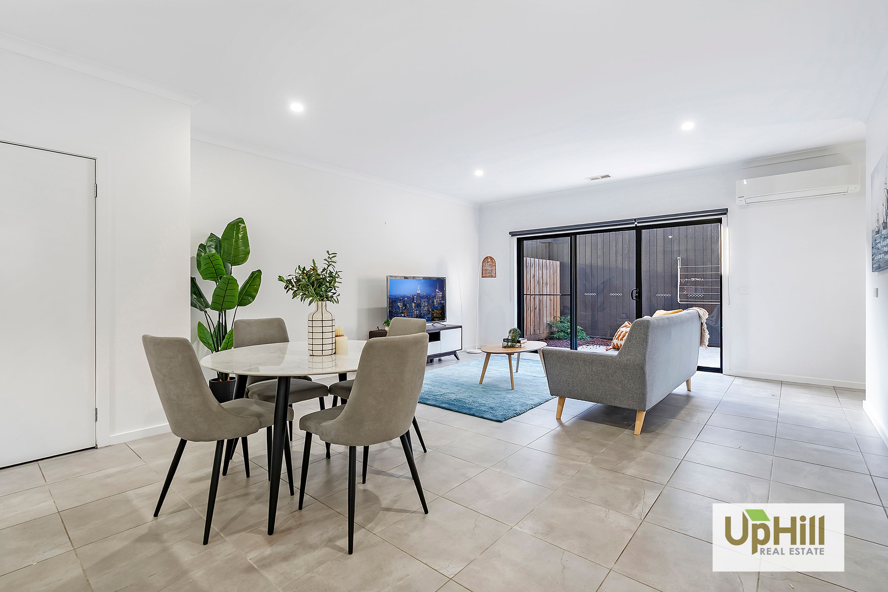 11 Valrena Way, Pakenham - Thumbnail 5