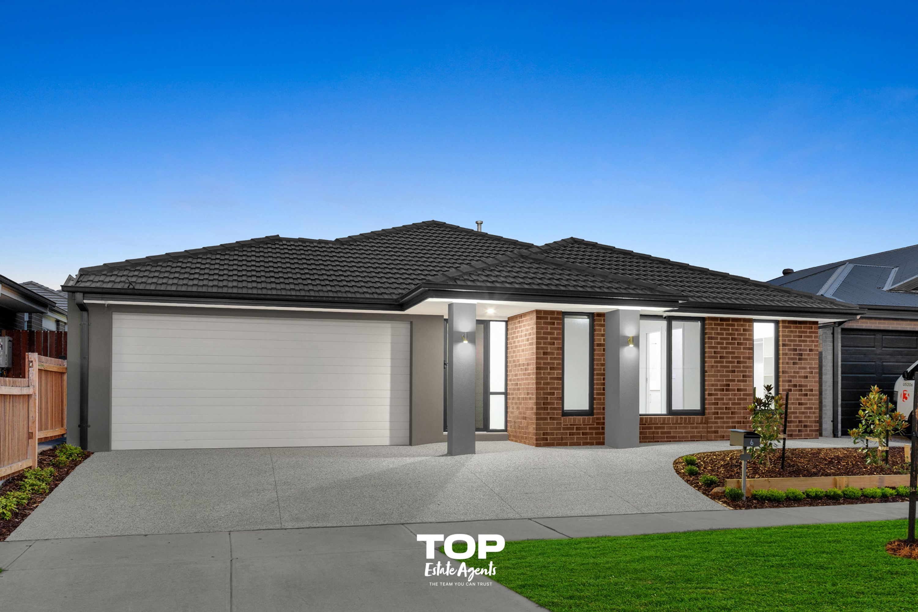 6 Gippsland Avenue, Clyde North - Thumbnail 3