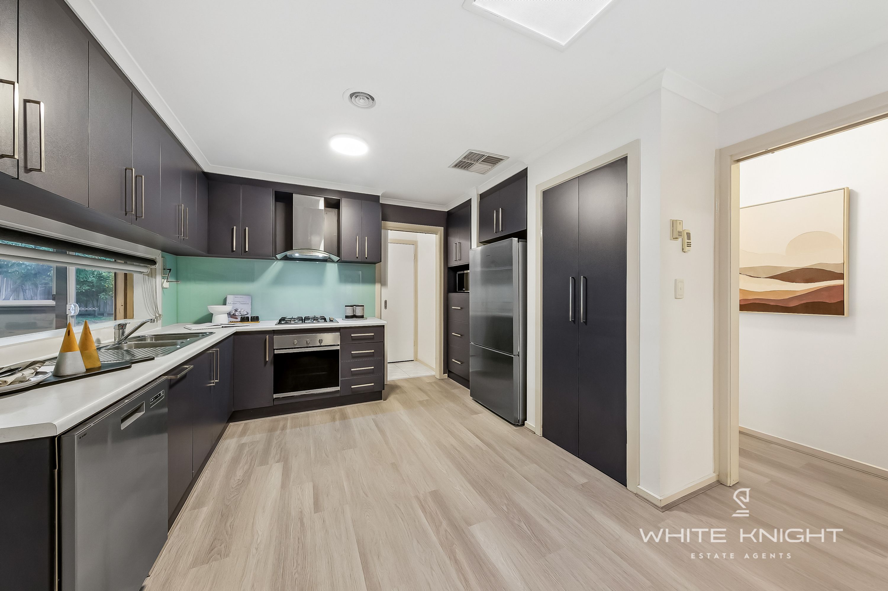 4 Themeda Court, Delahey VIC 3037, Delahey - Thumbnail 5