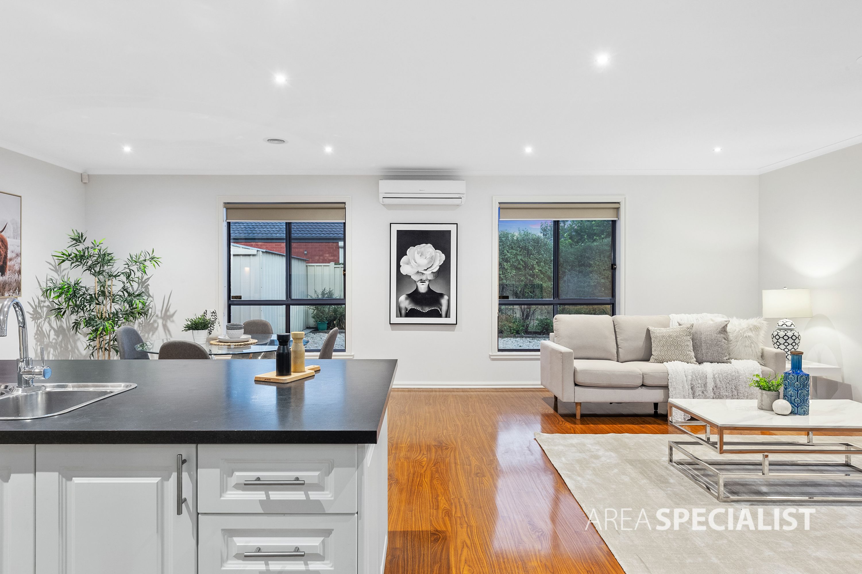 8 Mitchley Court, St Albans VIC 3021, St Albans - Thumbnail 3
