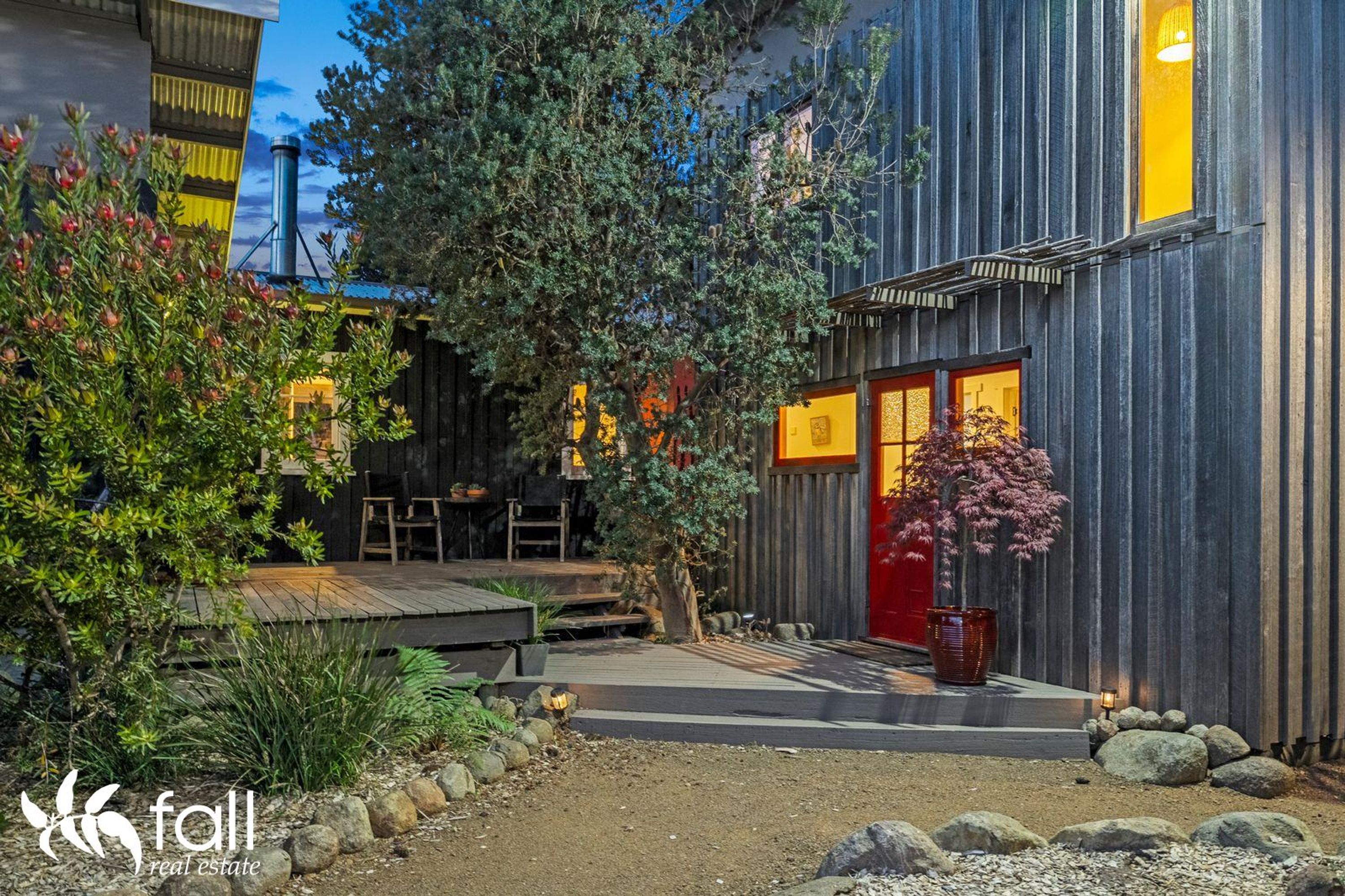 24 Calverton Place, South Arm - Image 1