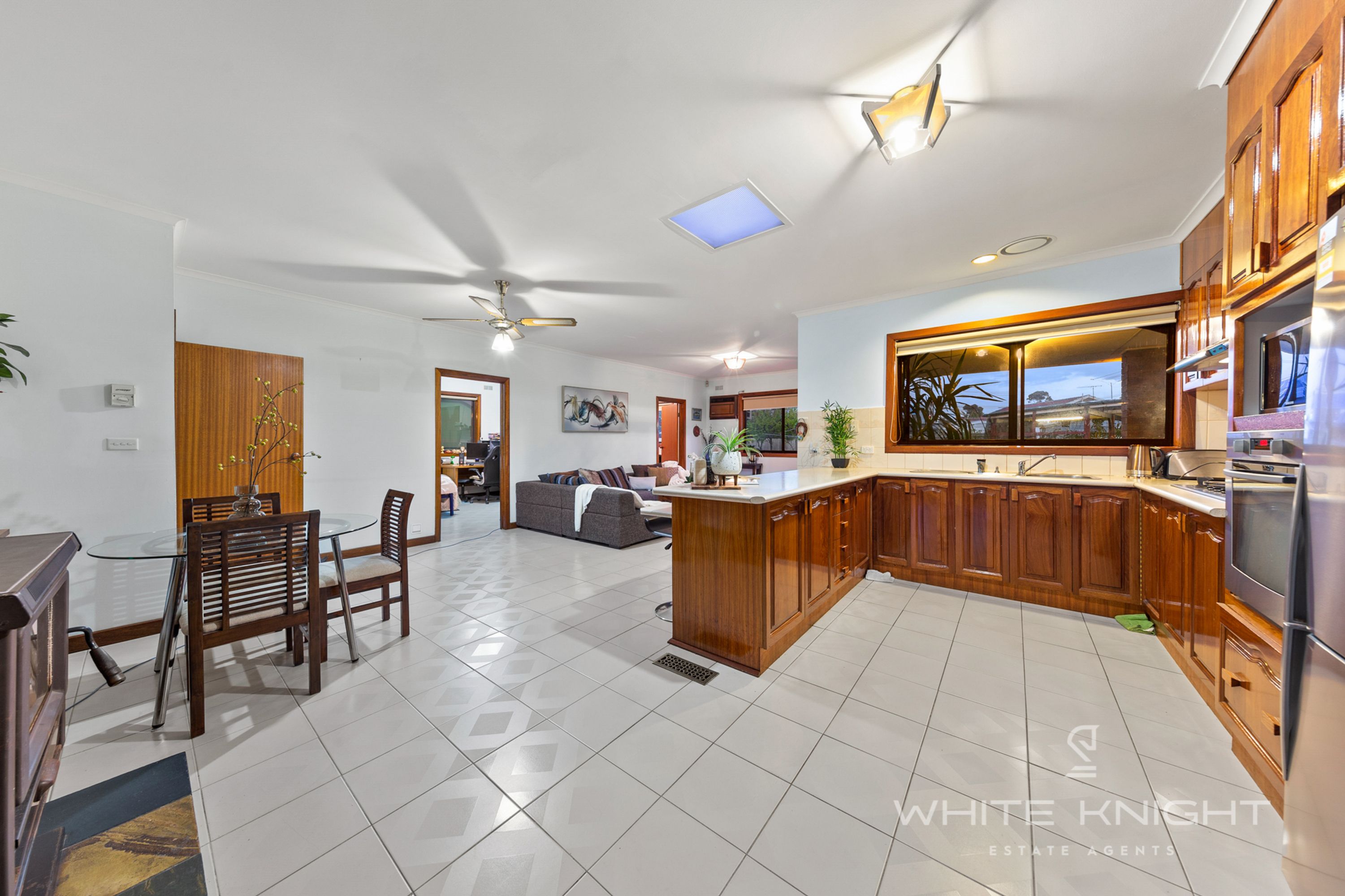 35 Harefield Crescent, Kealba VIC 3021, Kealba - Thumbnail 3