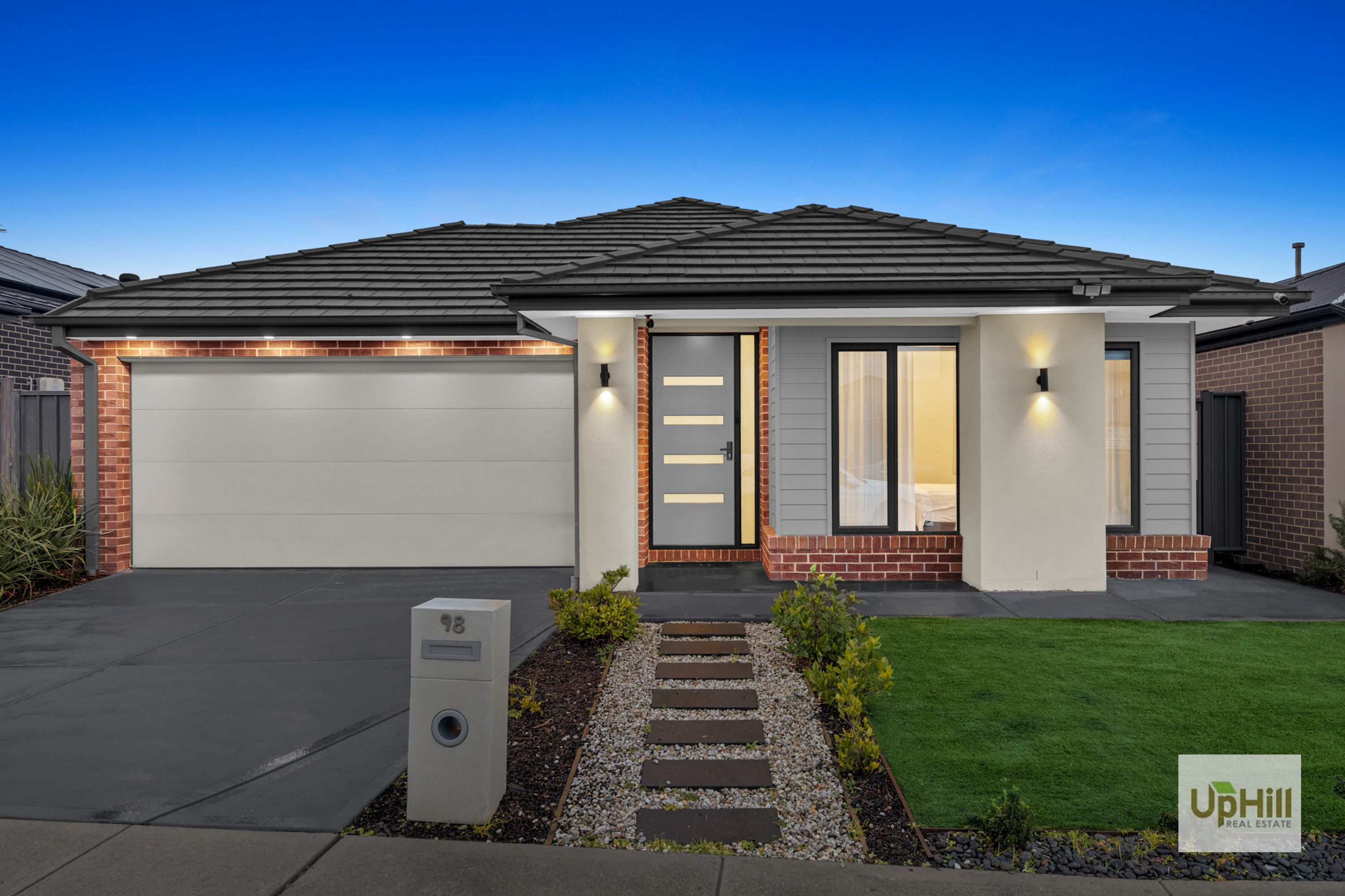 98 Athenaeum Avenue, Clyde North - Image 1