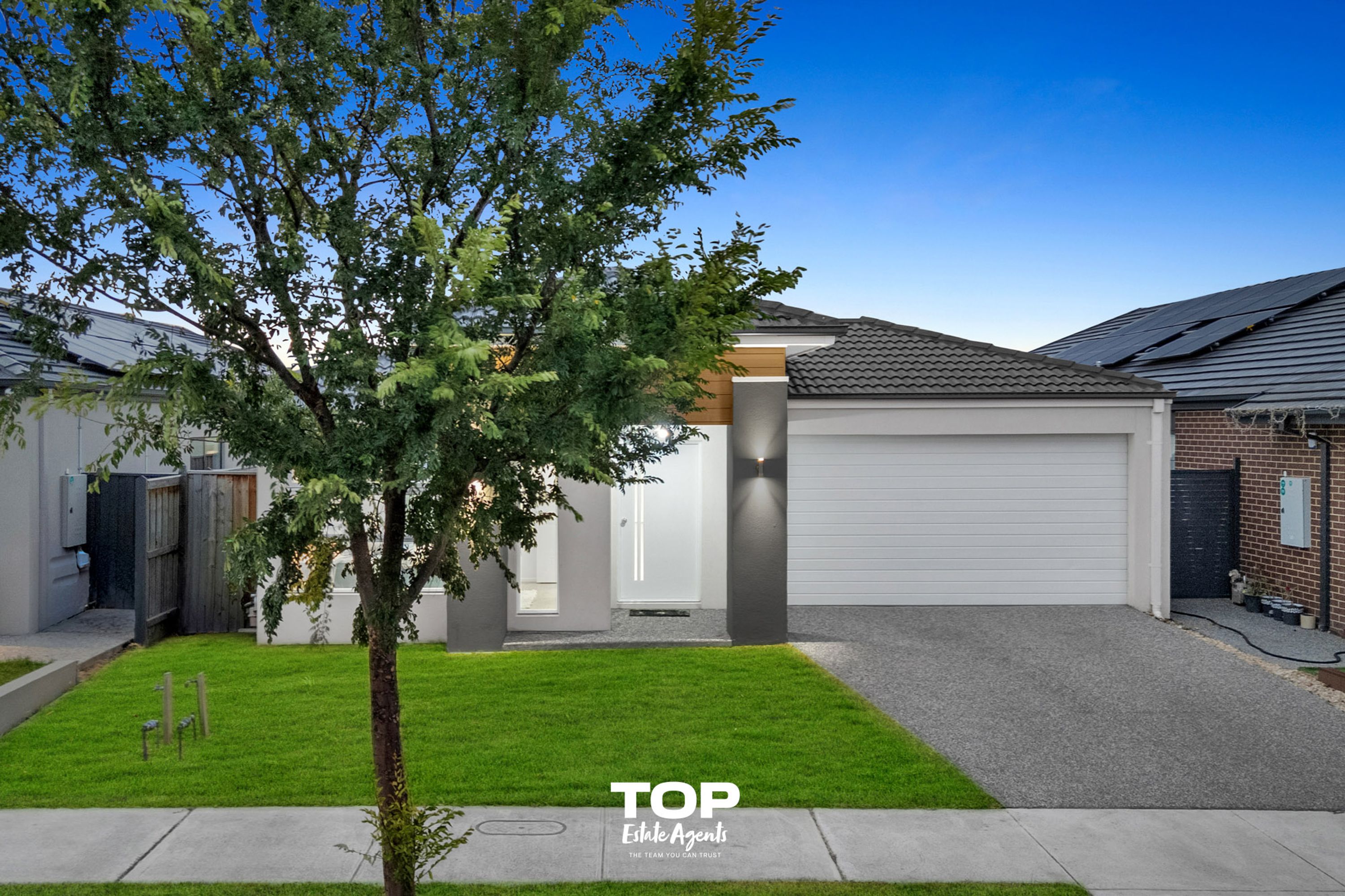 19 Azzam Street, Clyde North - Thumbnail 2