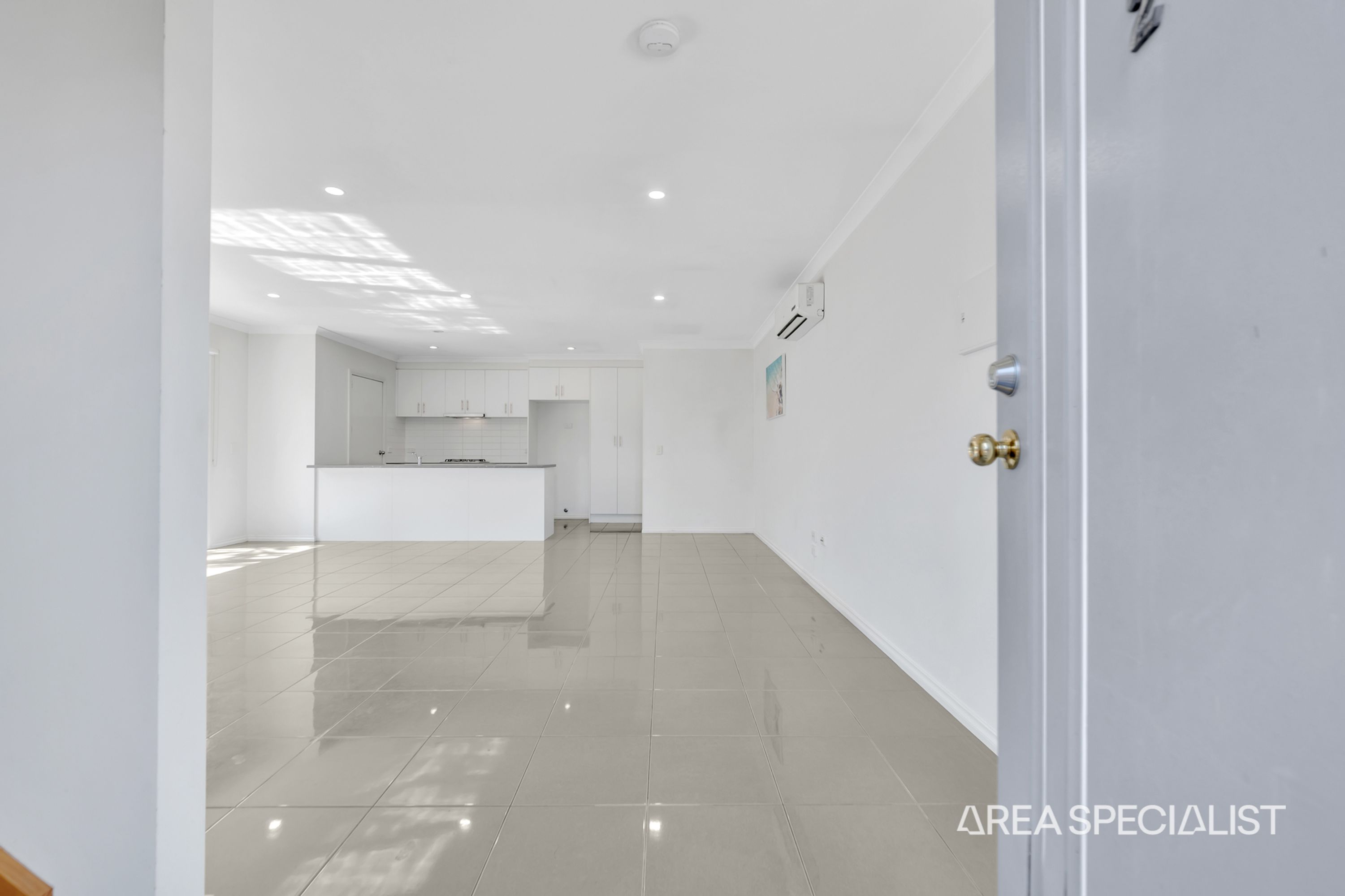 2/33 Camellia Crescent, Norlane VIC 3214, Norlane - Thumbnail 3