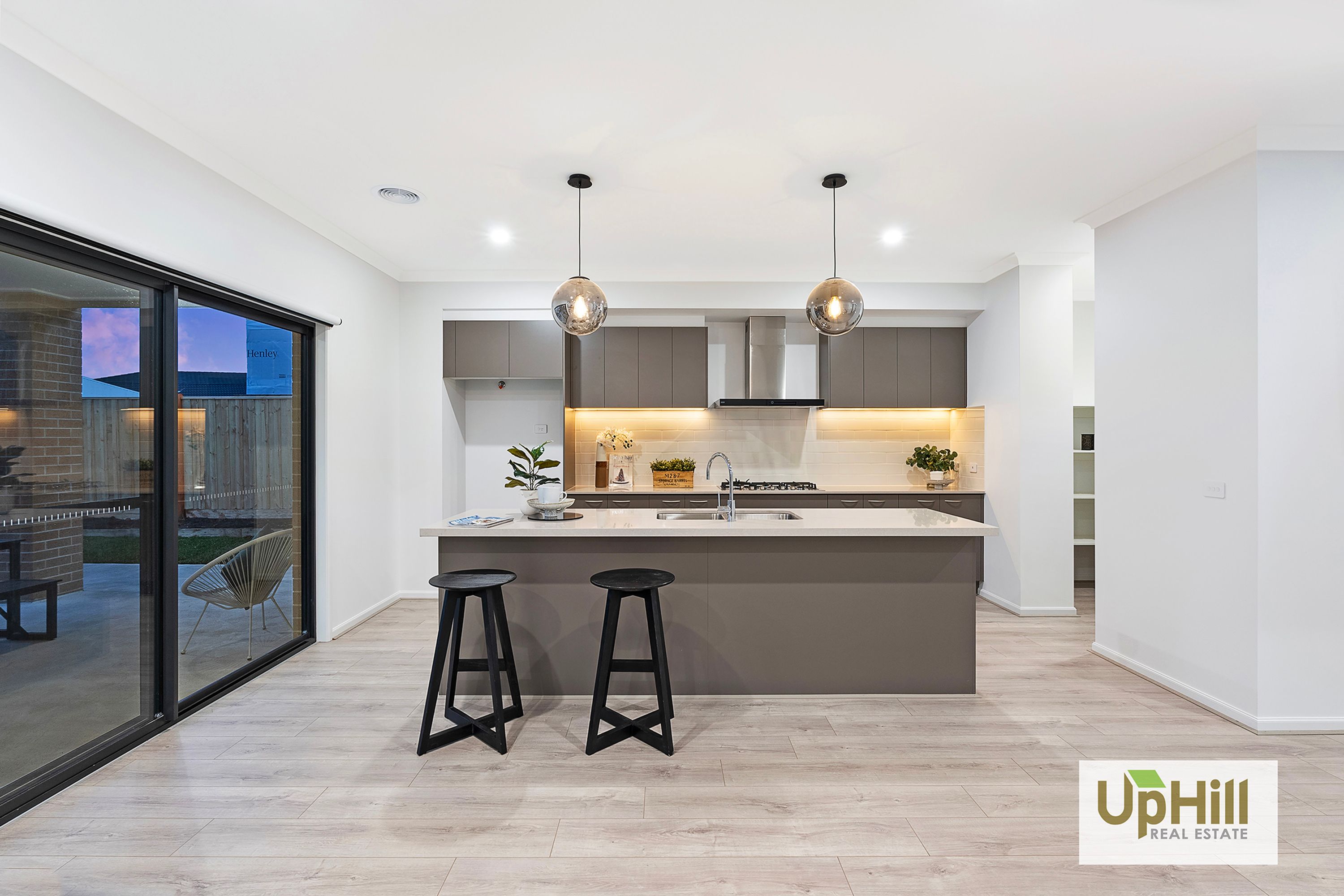 25 Burlina Boulevard, Clyde North - Thumbnail 8