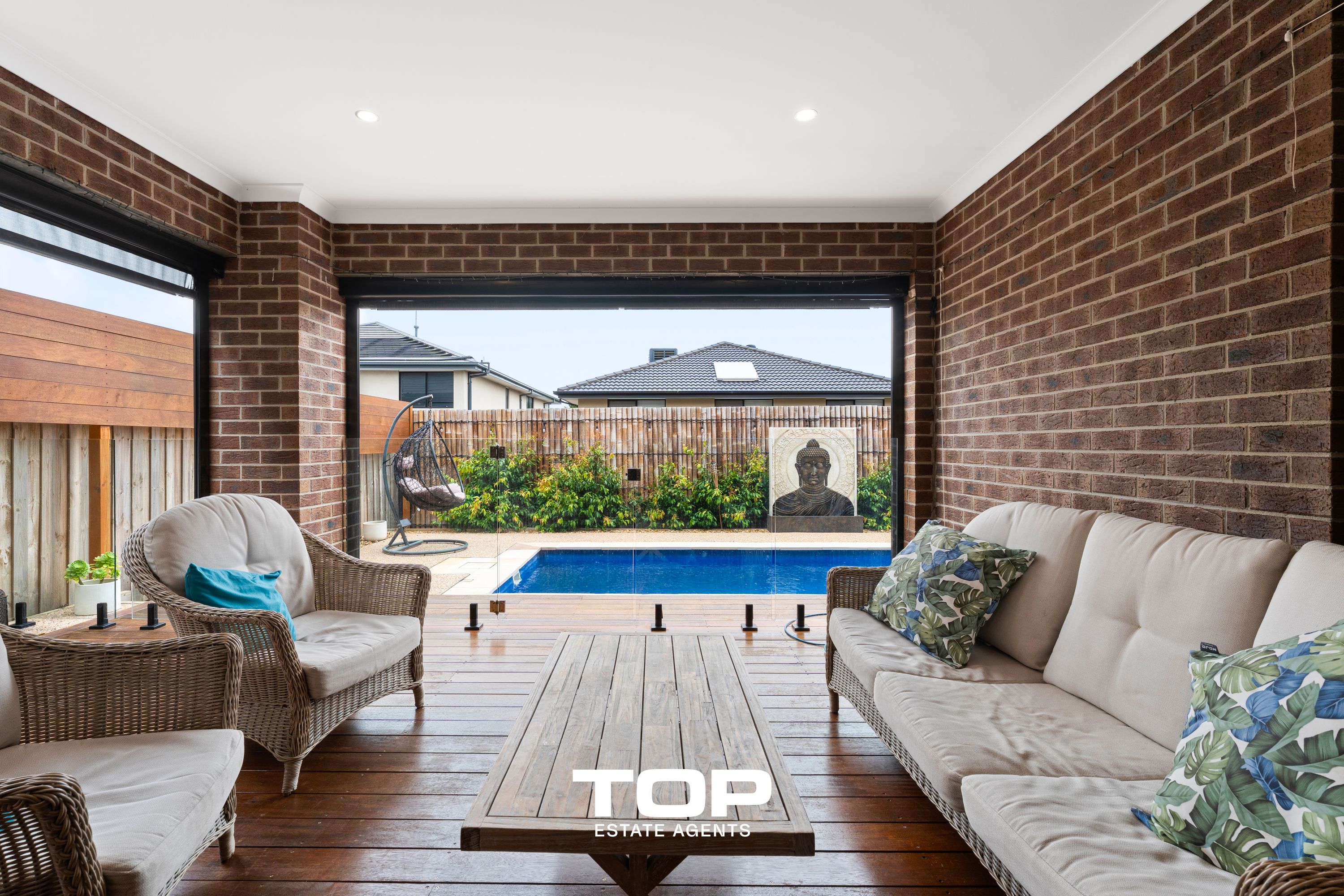 6 Flagstaff Crescent, Clyde North - Thumbnail 3