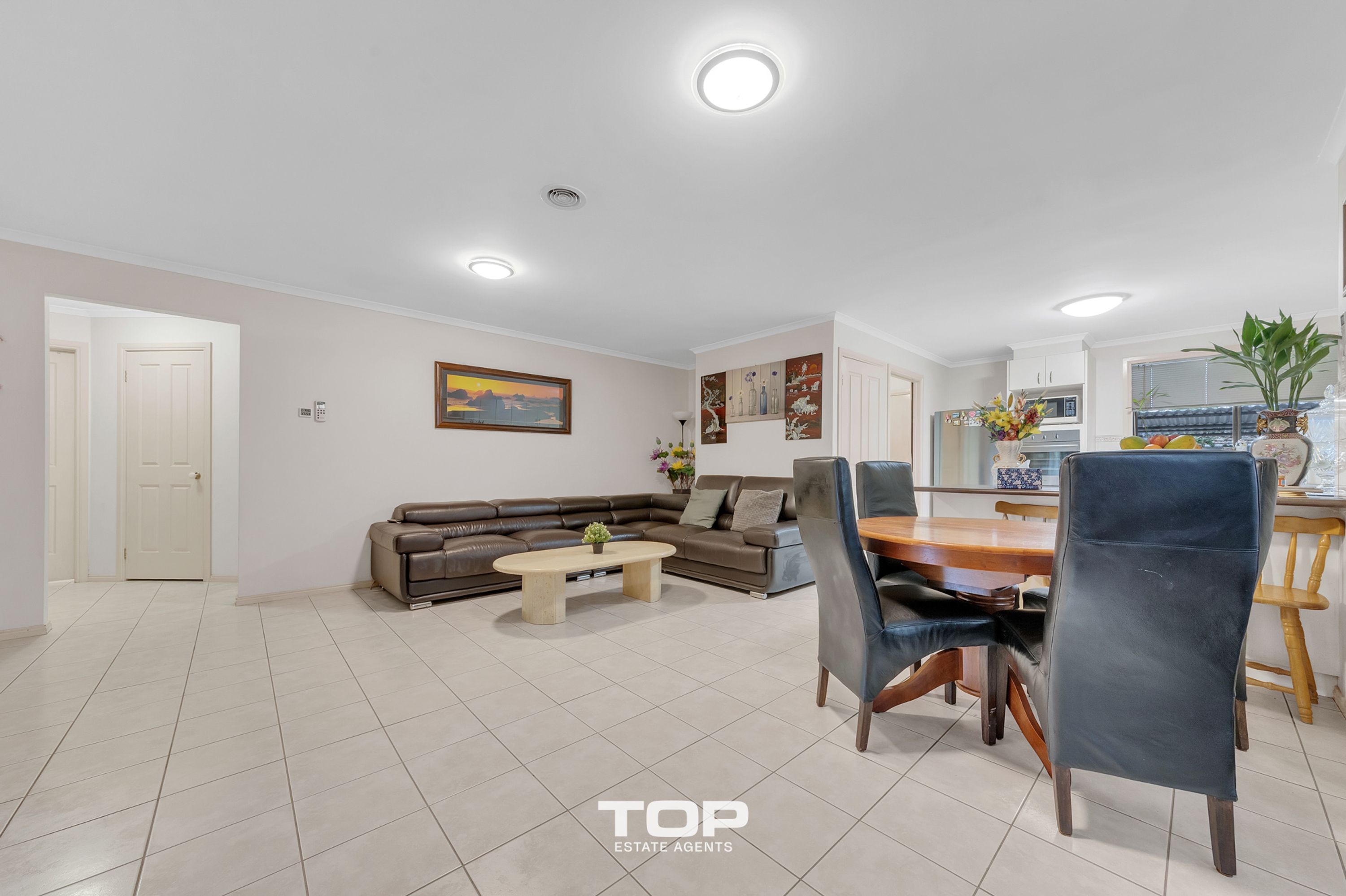 21 Glenora Way, Hampton Park - Thumbnail 8