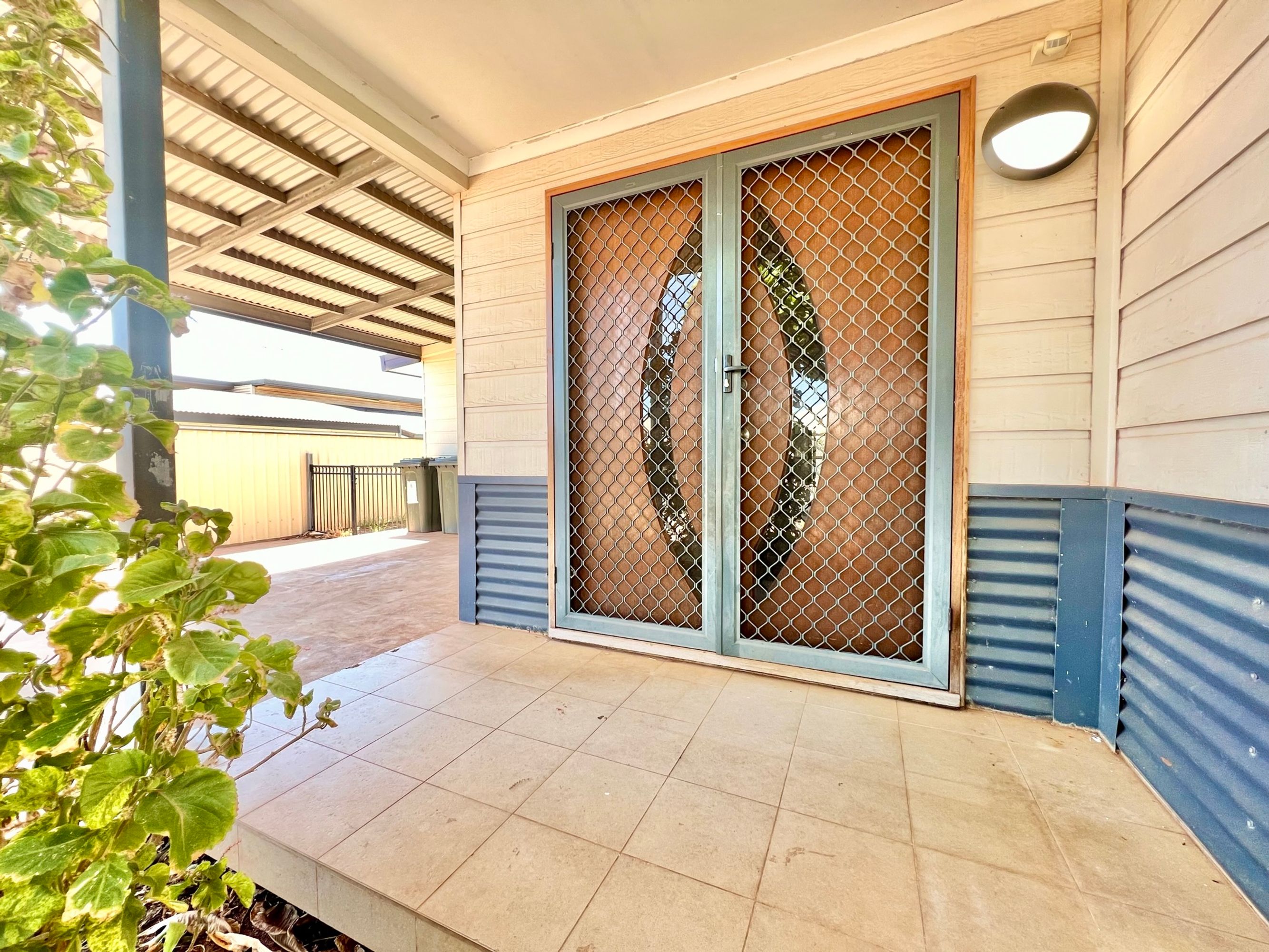 8 Eucalypt Way, South Hedland, South Hedland - Thumbnail 2