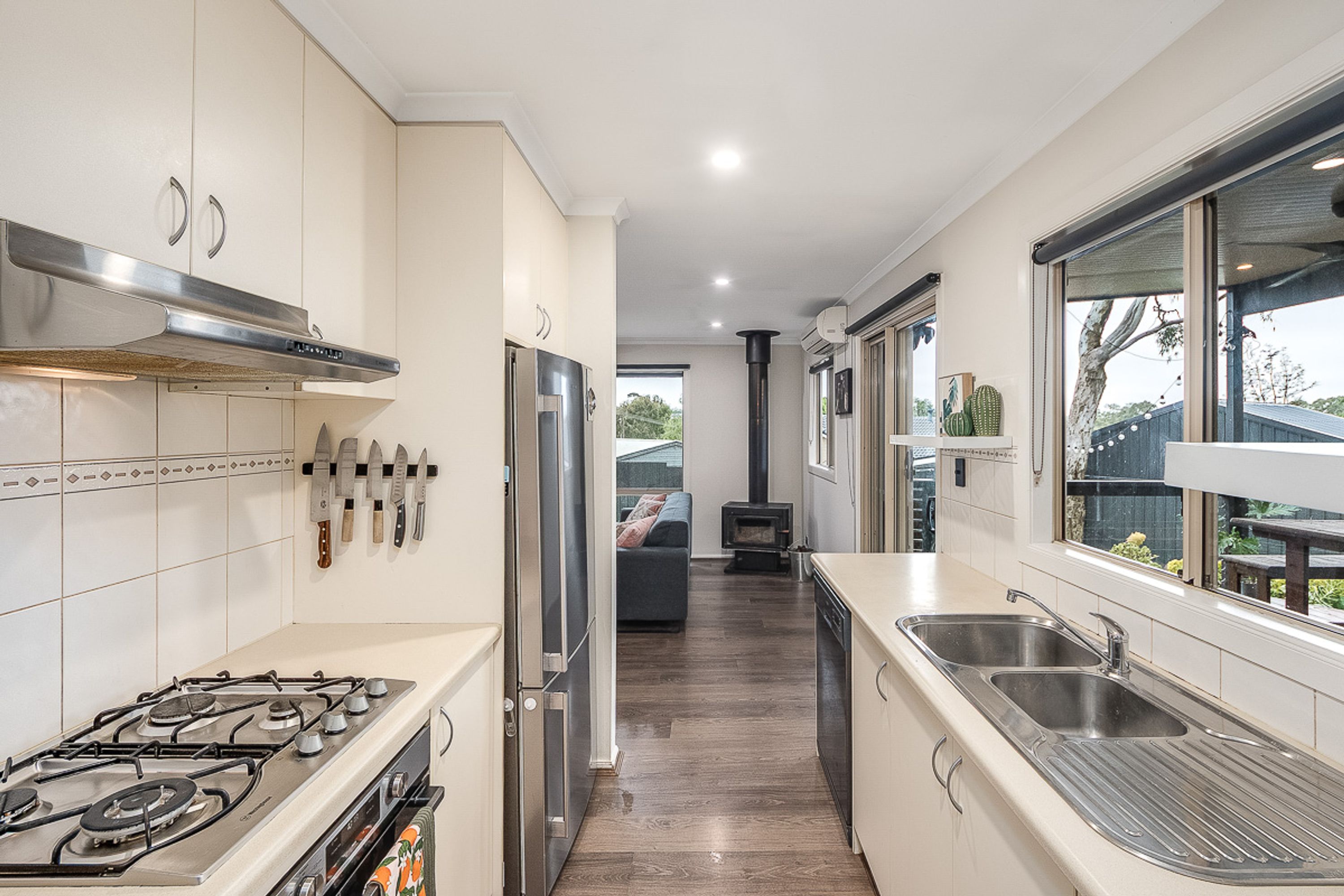 2 Bell Court, Mount Barker SA 5251, Mount Barker - Thumbnail 3