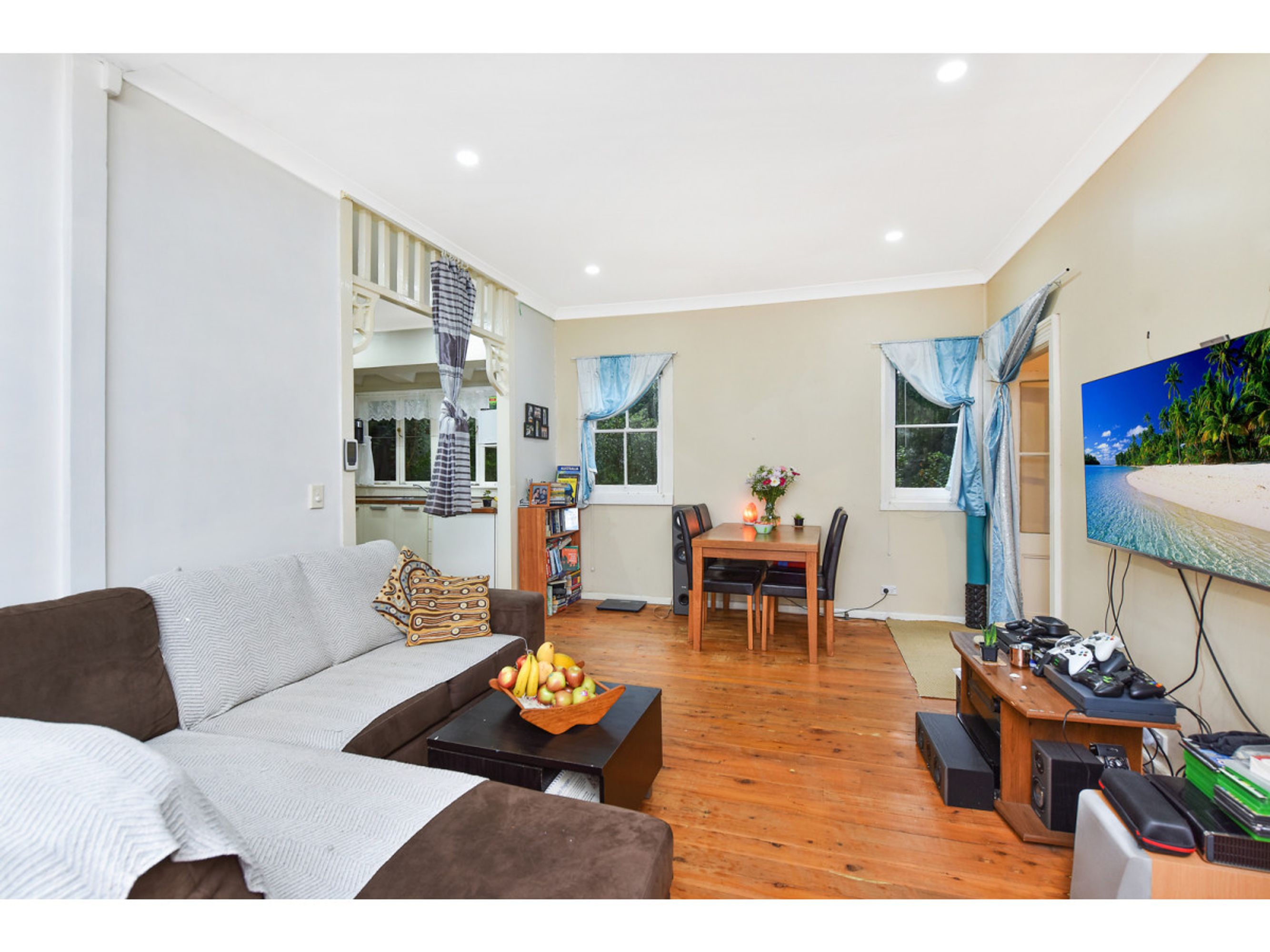 44 South Street, Katoomba - Thumbnail 2