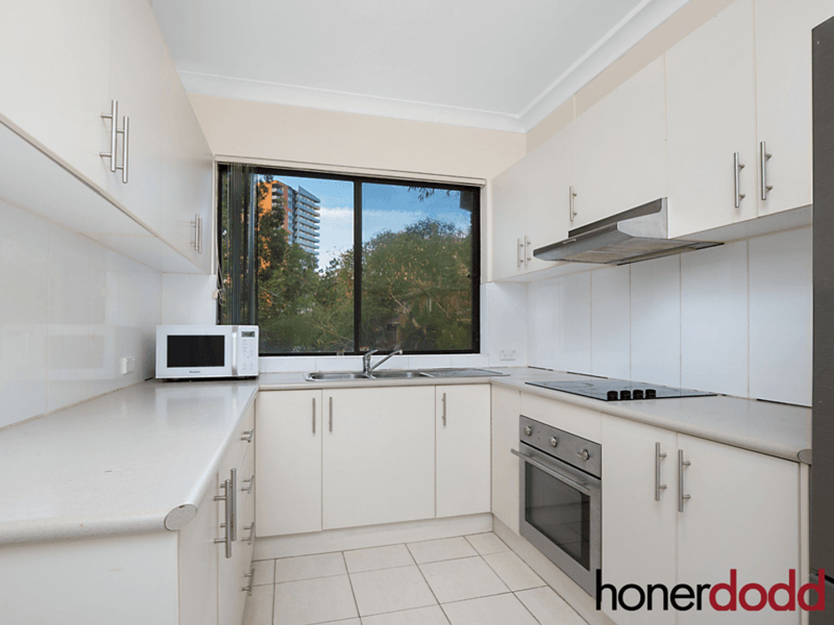 10/2-6 Bellevue Parade, Hurstville, Hurstville - Thumbnail 2
