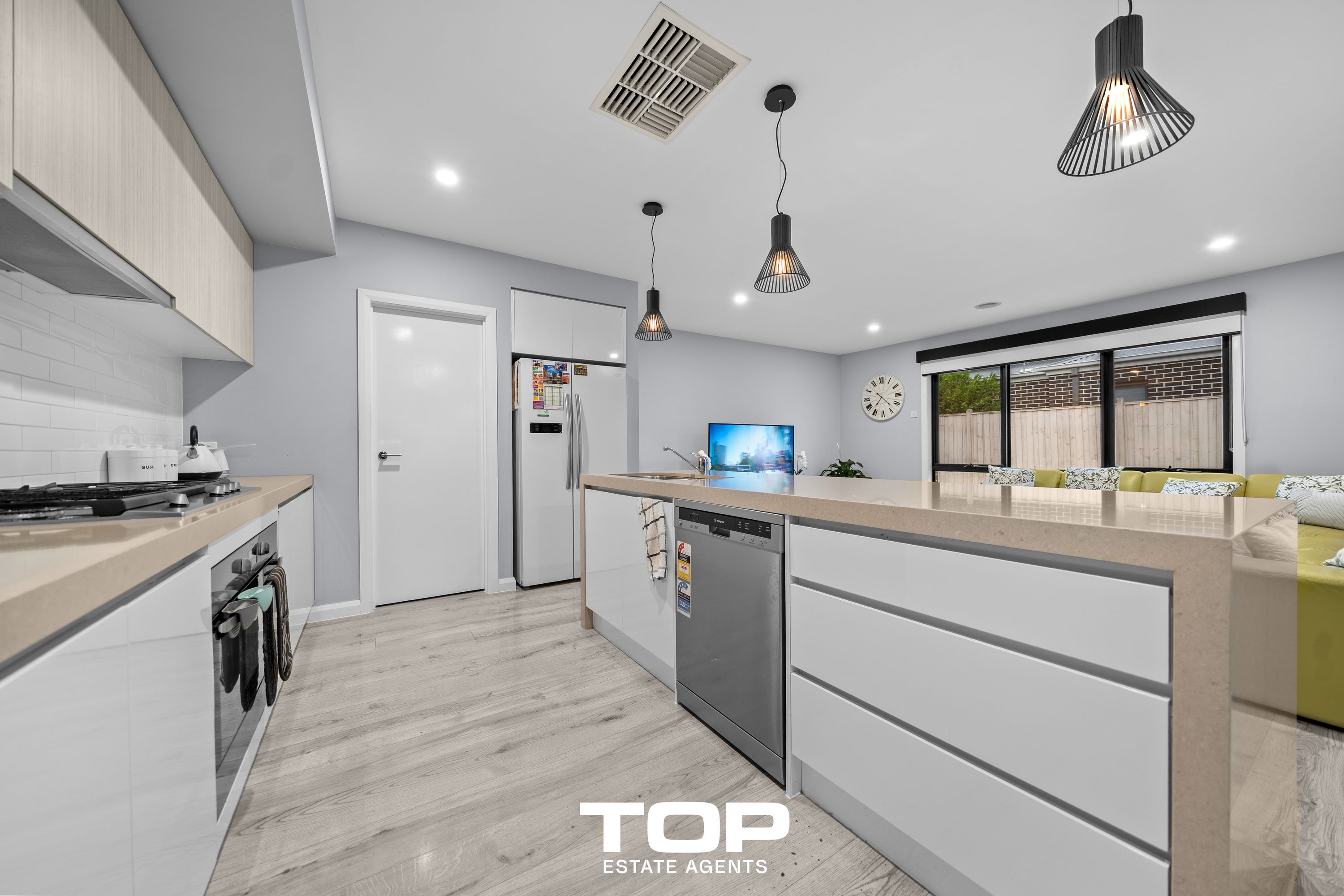 236 Heather Grove, Clyde North - Thumbnail 8