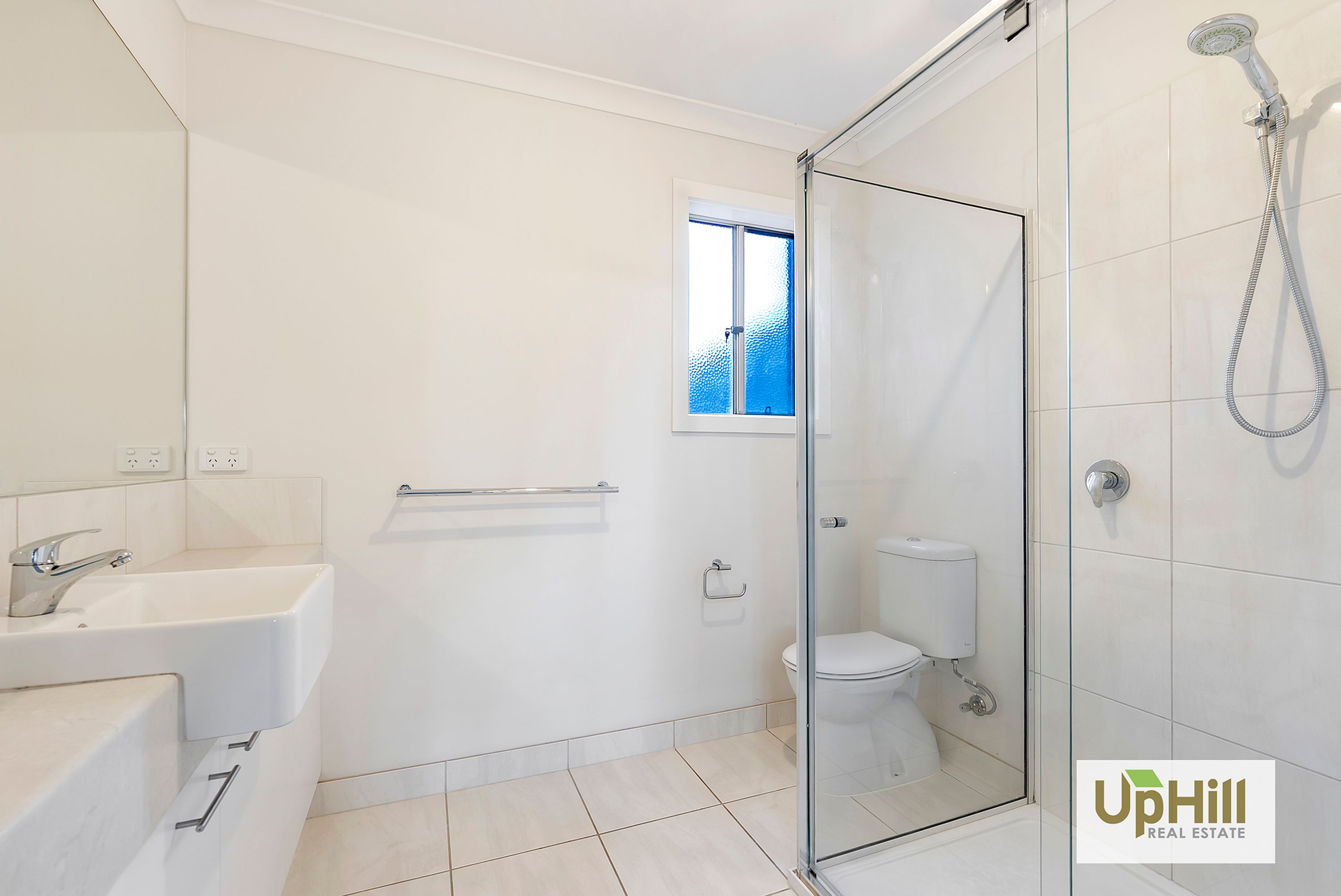 52 Tangemere Way, Cranbourne East - Thumbnail 3