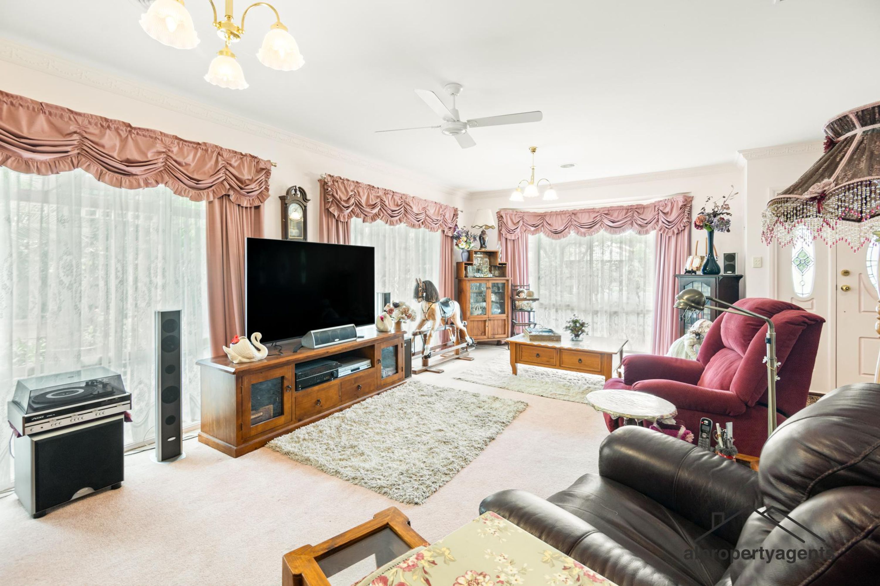 9 Stockton Drive, Horsham VIC 3400, Horsham - Thumbnail 2