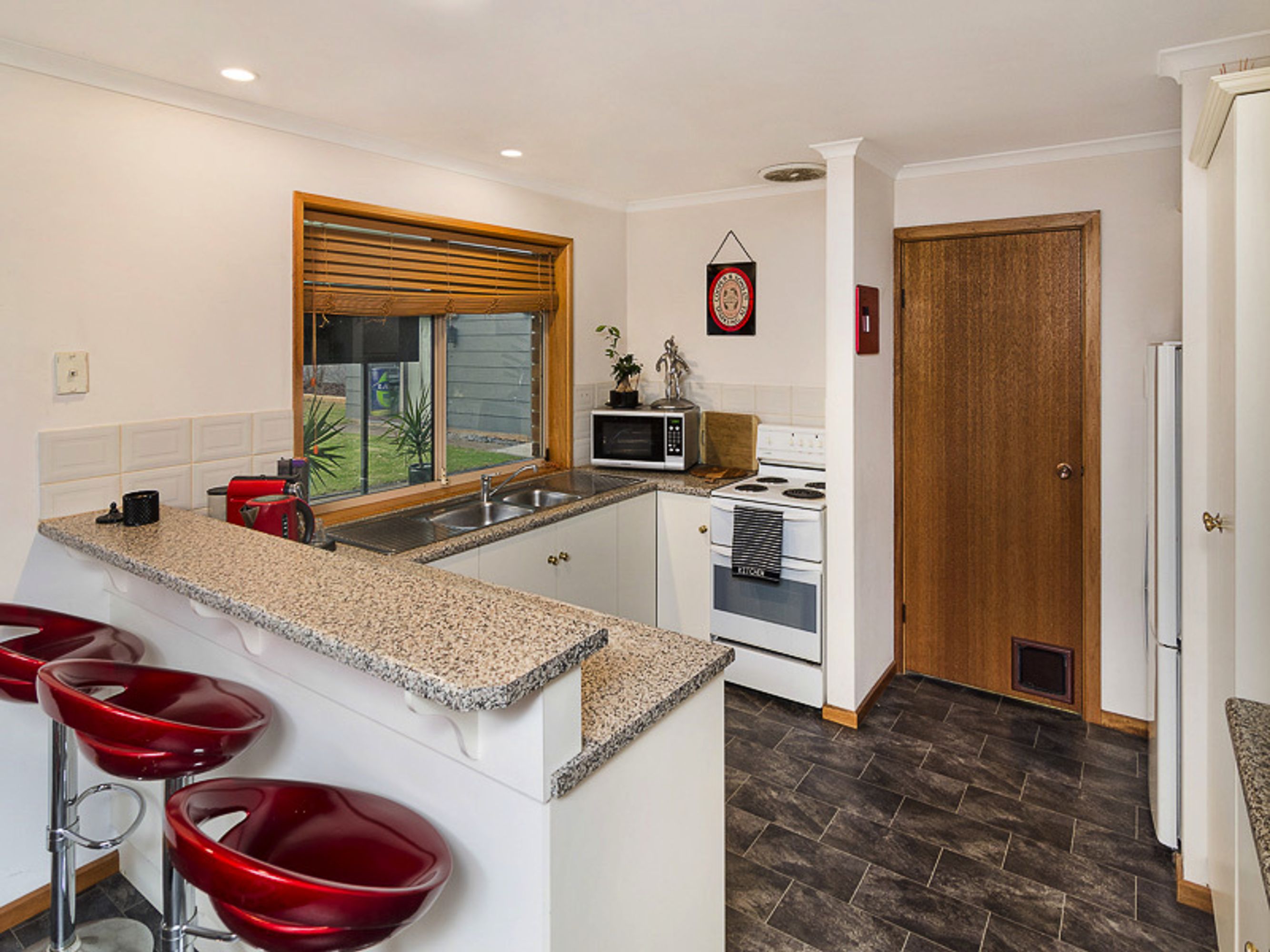 34 Parker Ave, Strathalbyn, SA 5255, Strathalbyn - Thumbnail 3