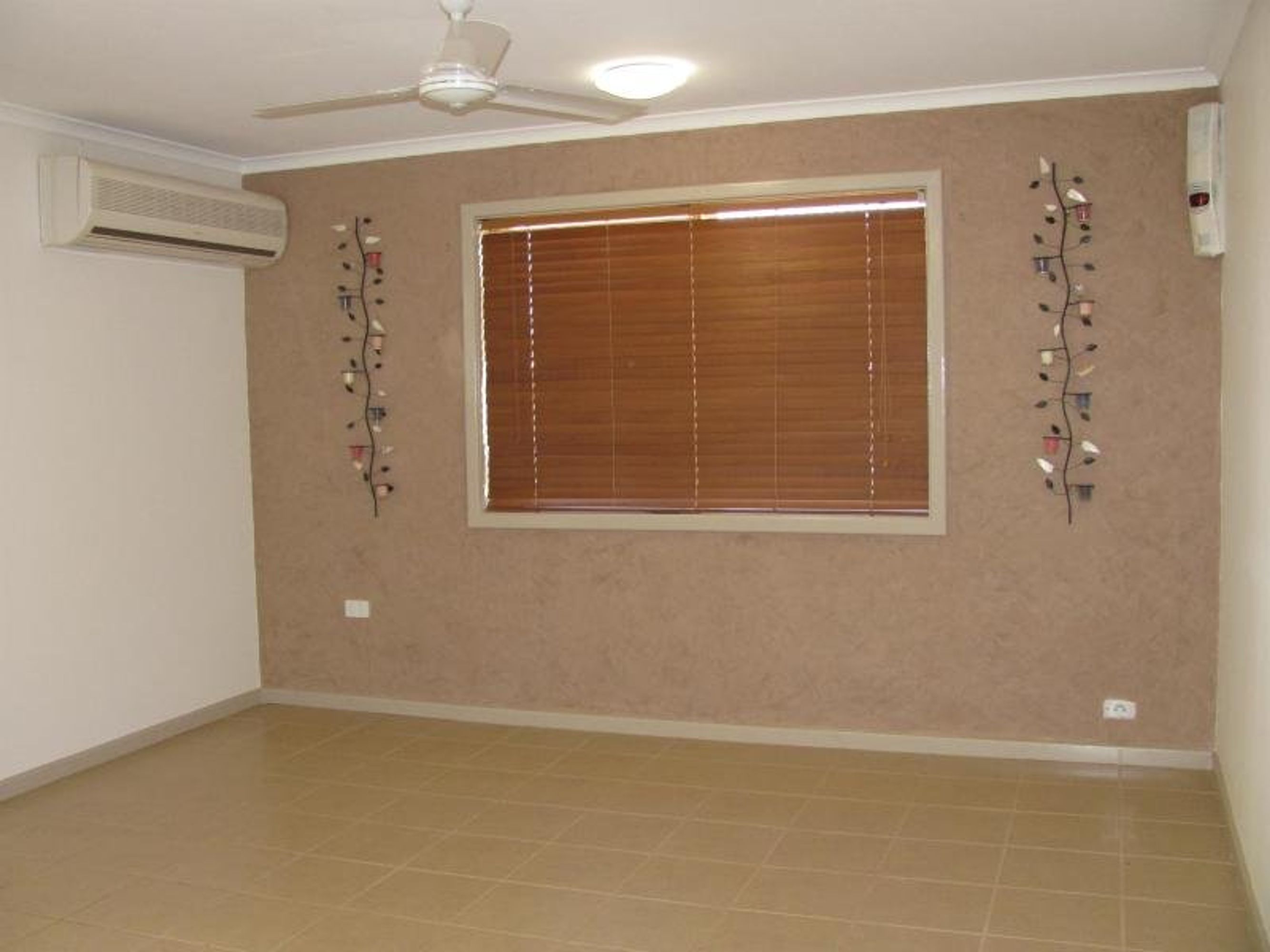 10 Rutherford Road, South Hedland, South Hedland - Thumbnail 5