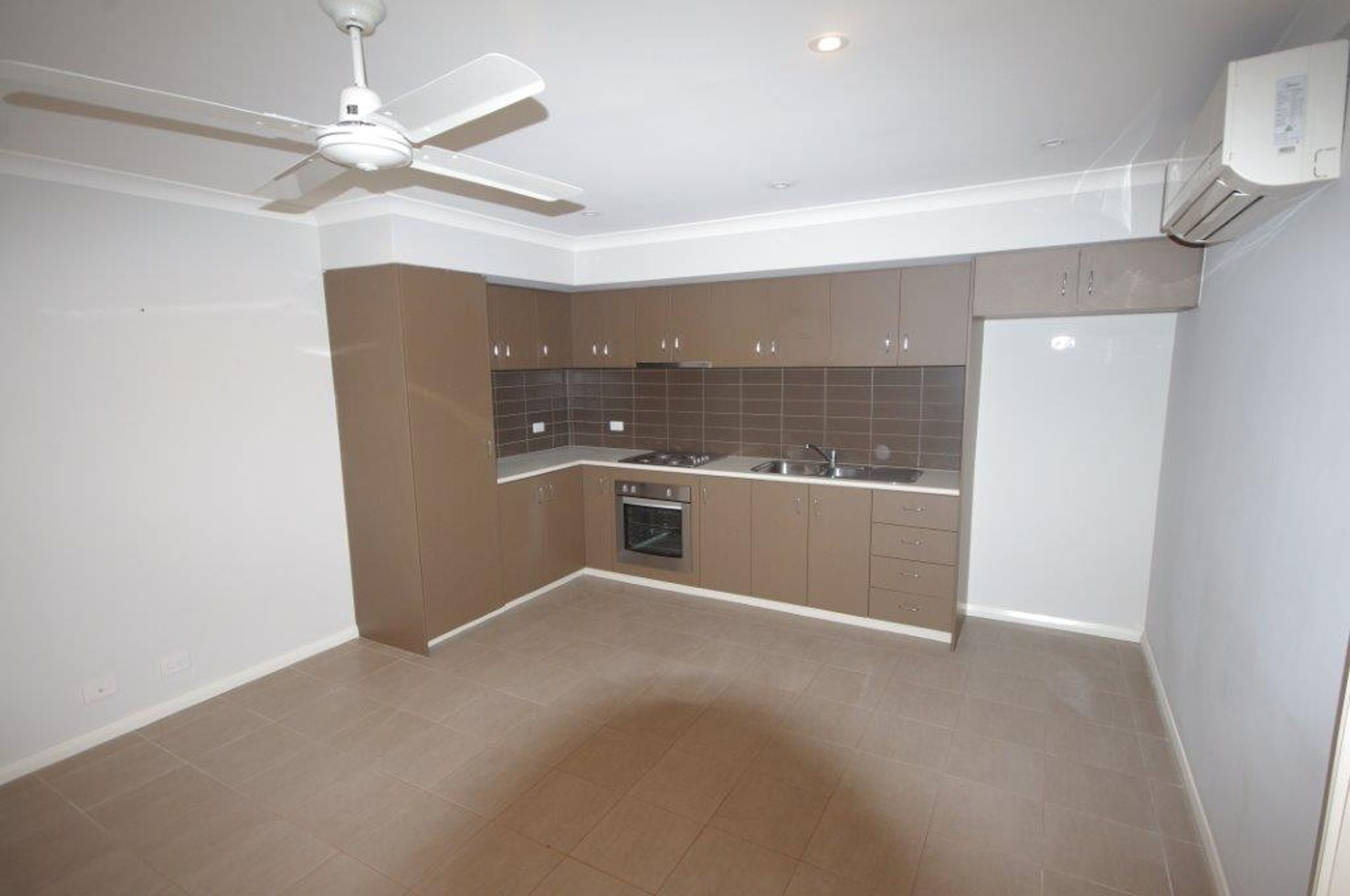 17A Armstrong Way, Newman, Newman - Thumbnail 4