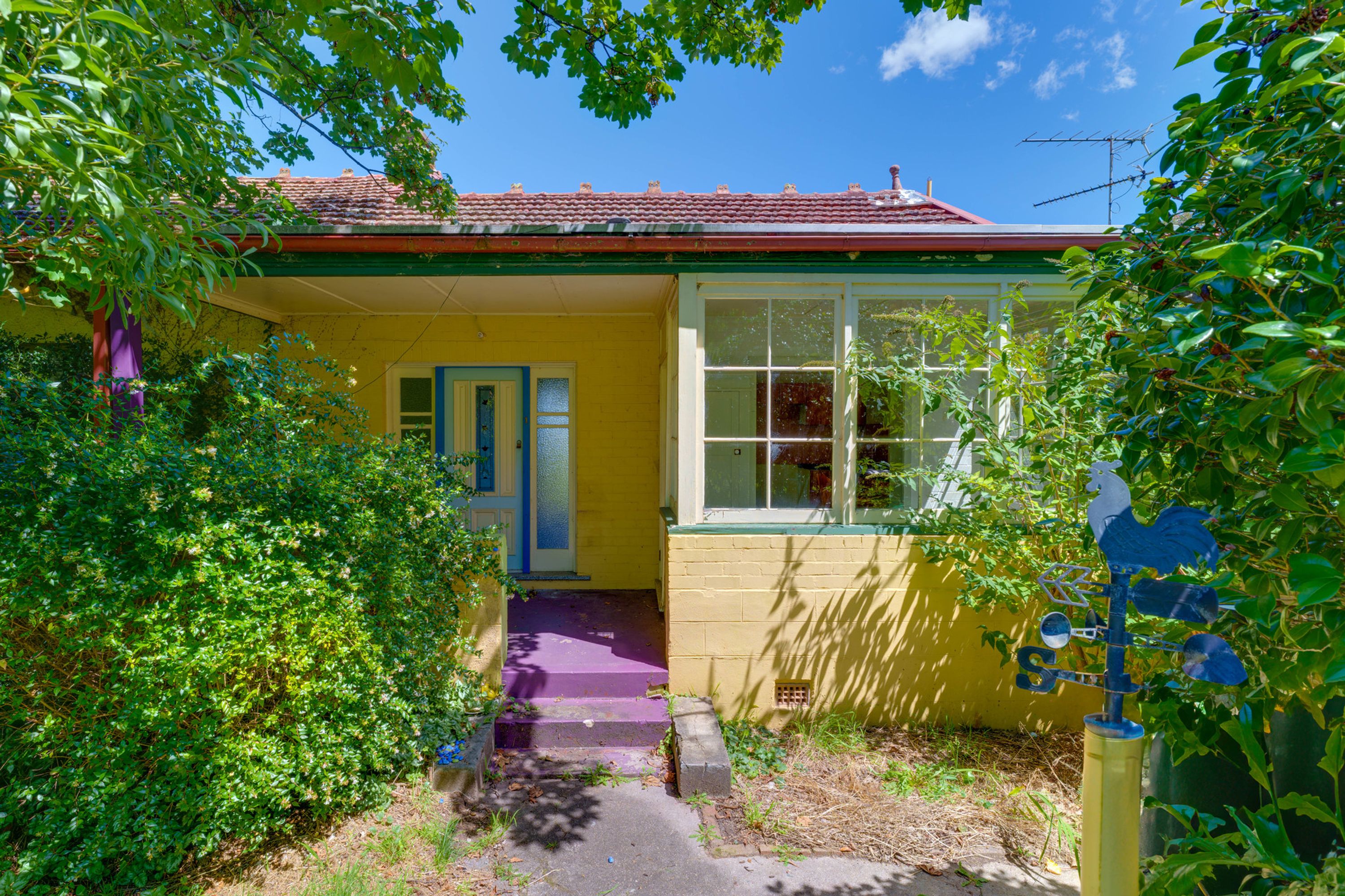 8 Miles Avenue, Katoomba - Thumbnail 2