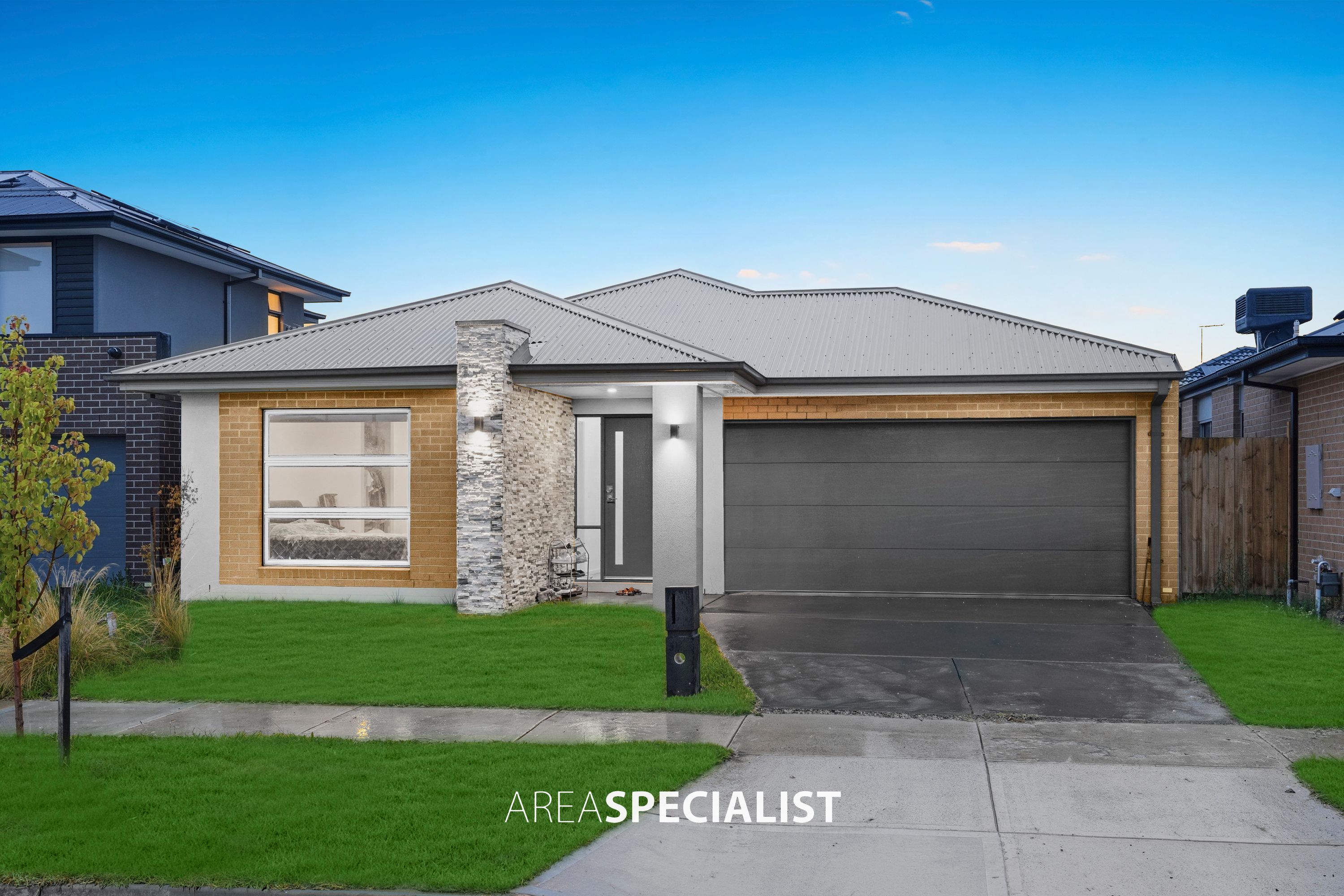 24 Patrobas Loop, Cranbourne East, Cranbourne East - Image 1
