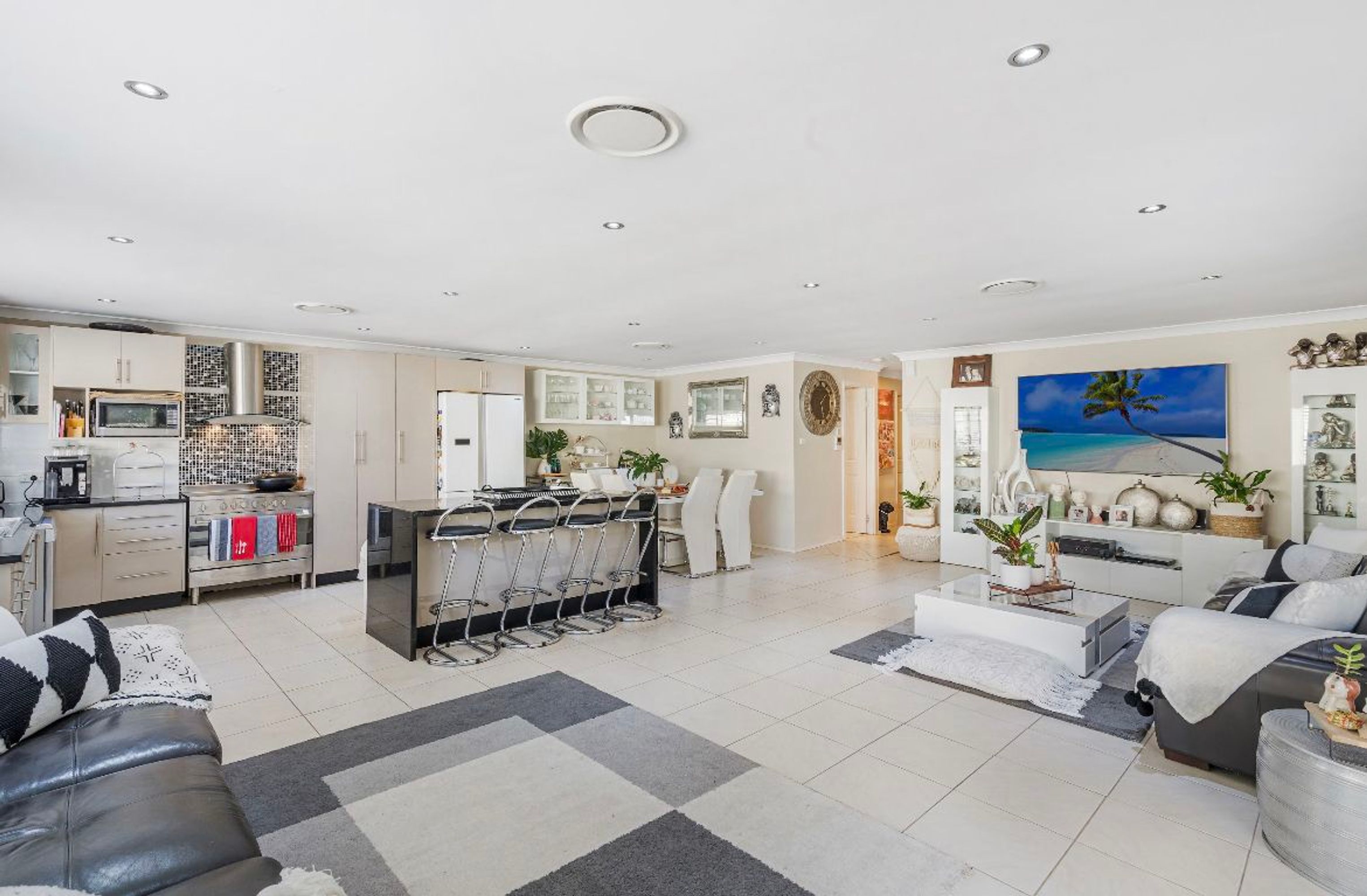 15 Angle Vale Road, Edensor Park - Thumbnail 3