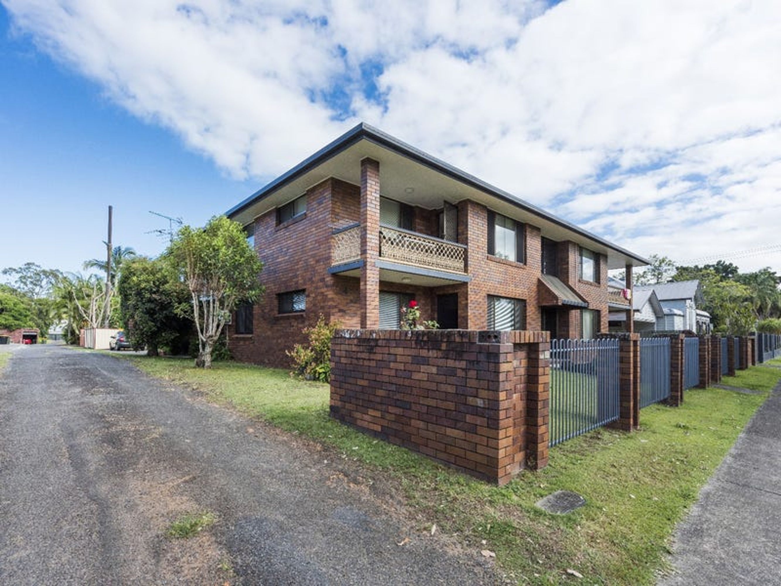1/1/3 Clarence Street, Grafton - Image 1