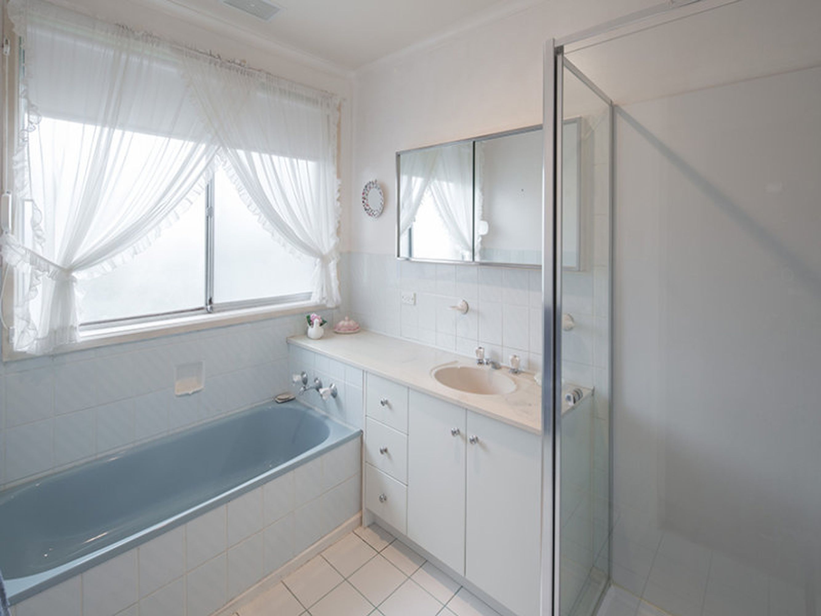2 Folkestone Crescent, Springvale South - Thumbnail 6
