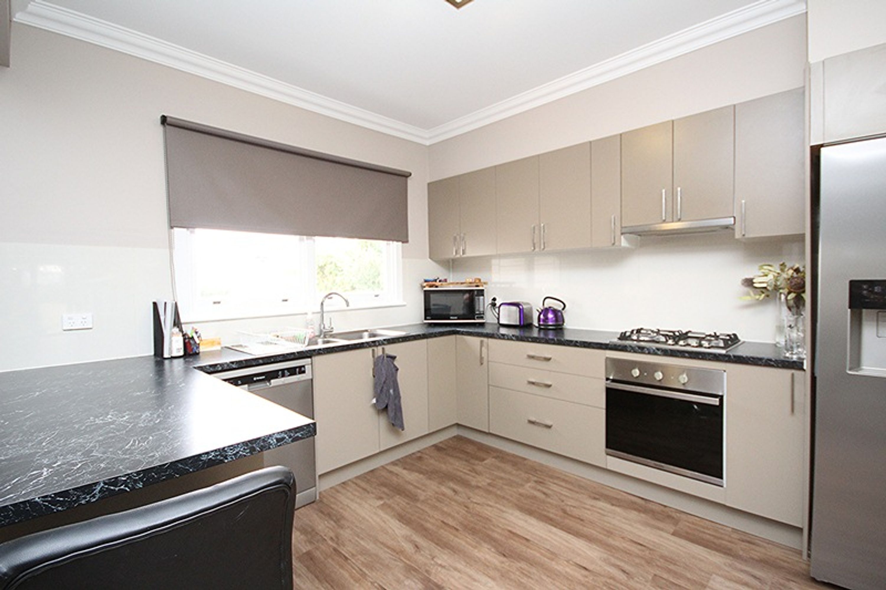 15 Kalimna Avenue, Horsham VIC 3400, Horsham - Thumbnail 2