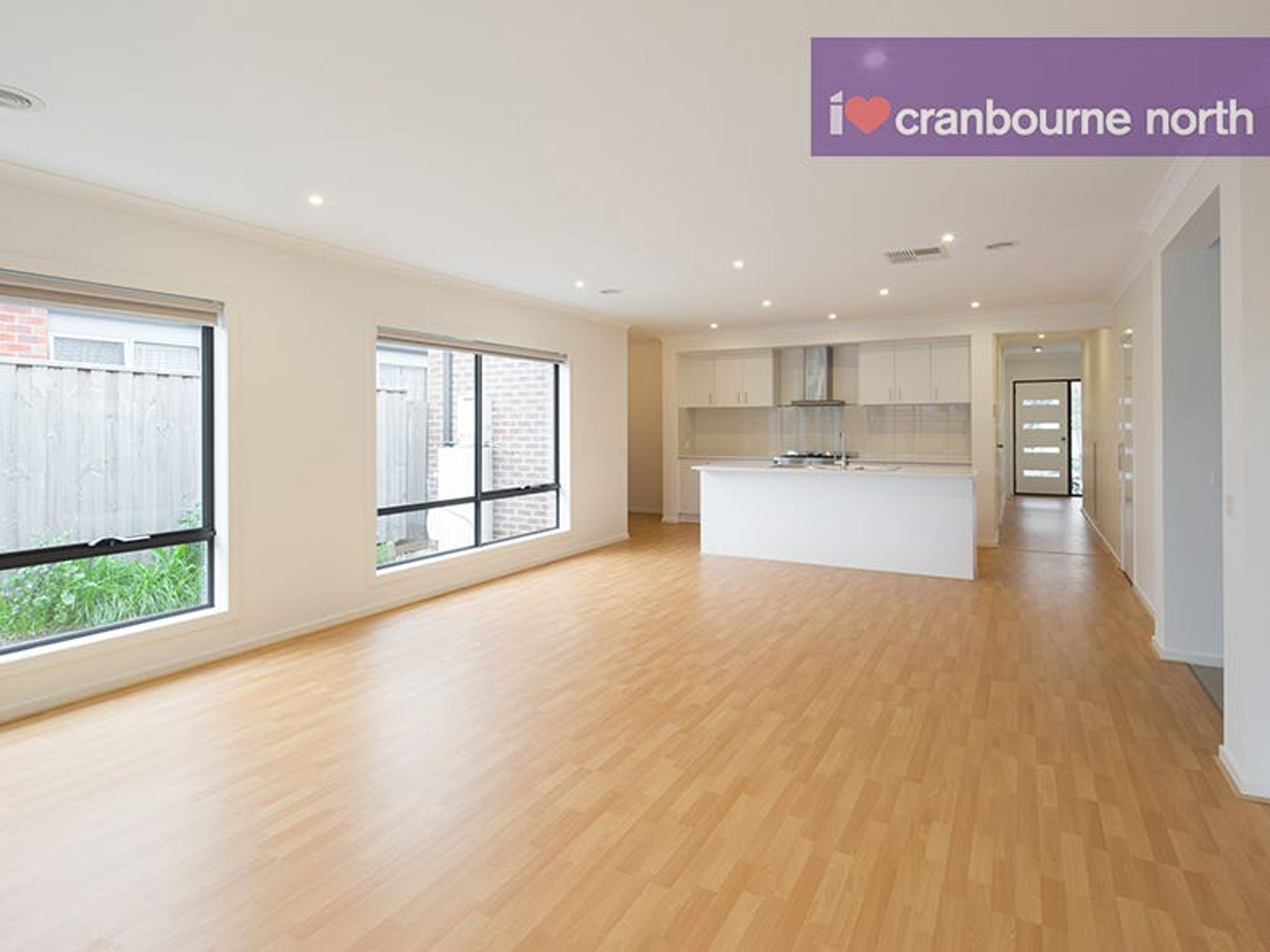 66 Mickleham Drive, Cranbourne North - Thumbnail 7