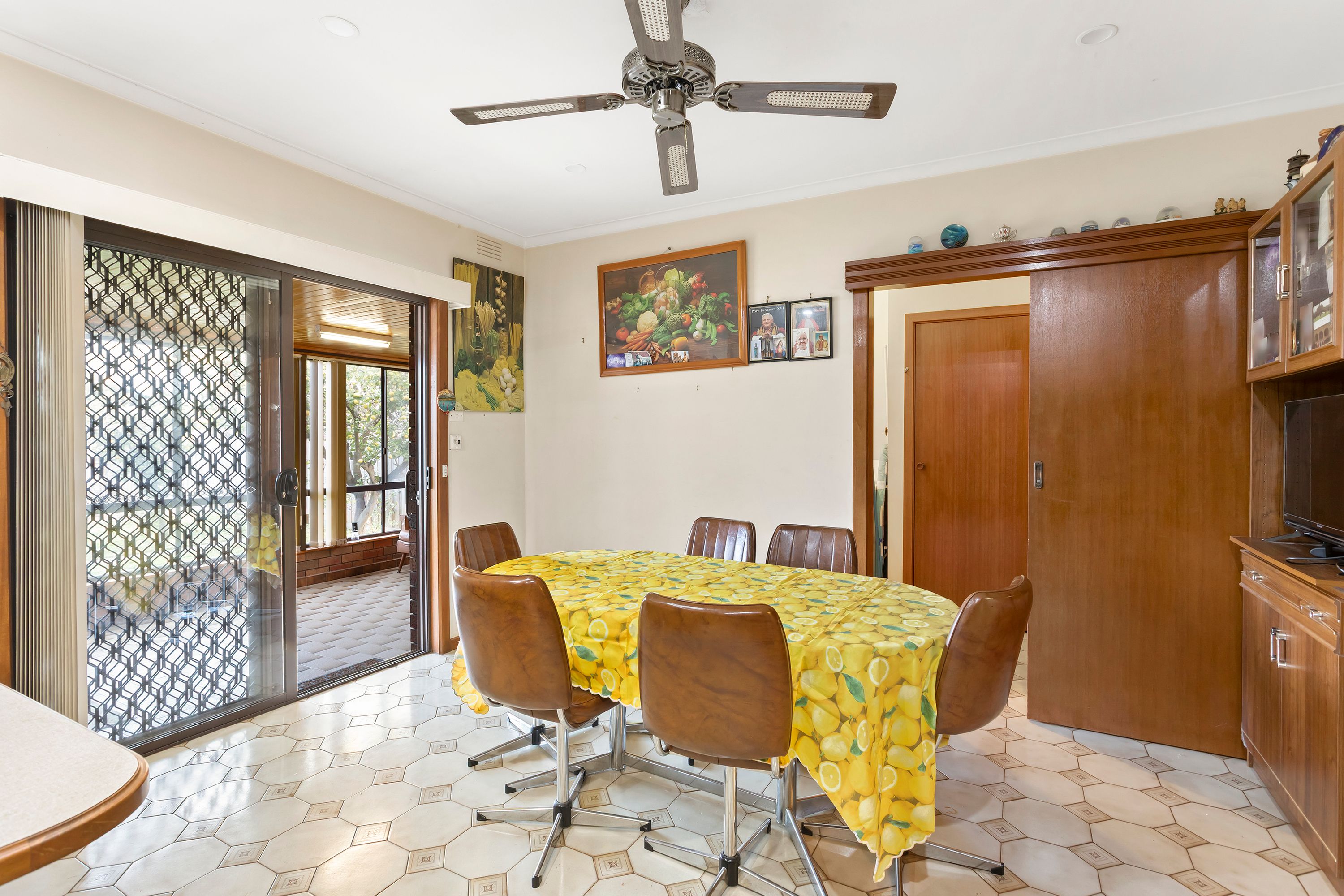 113 Duncans Road, Werribee, VIC 3030, Werribee - Thumbnail 3