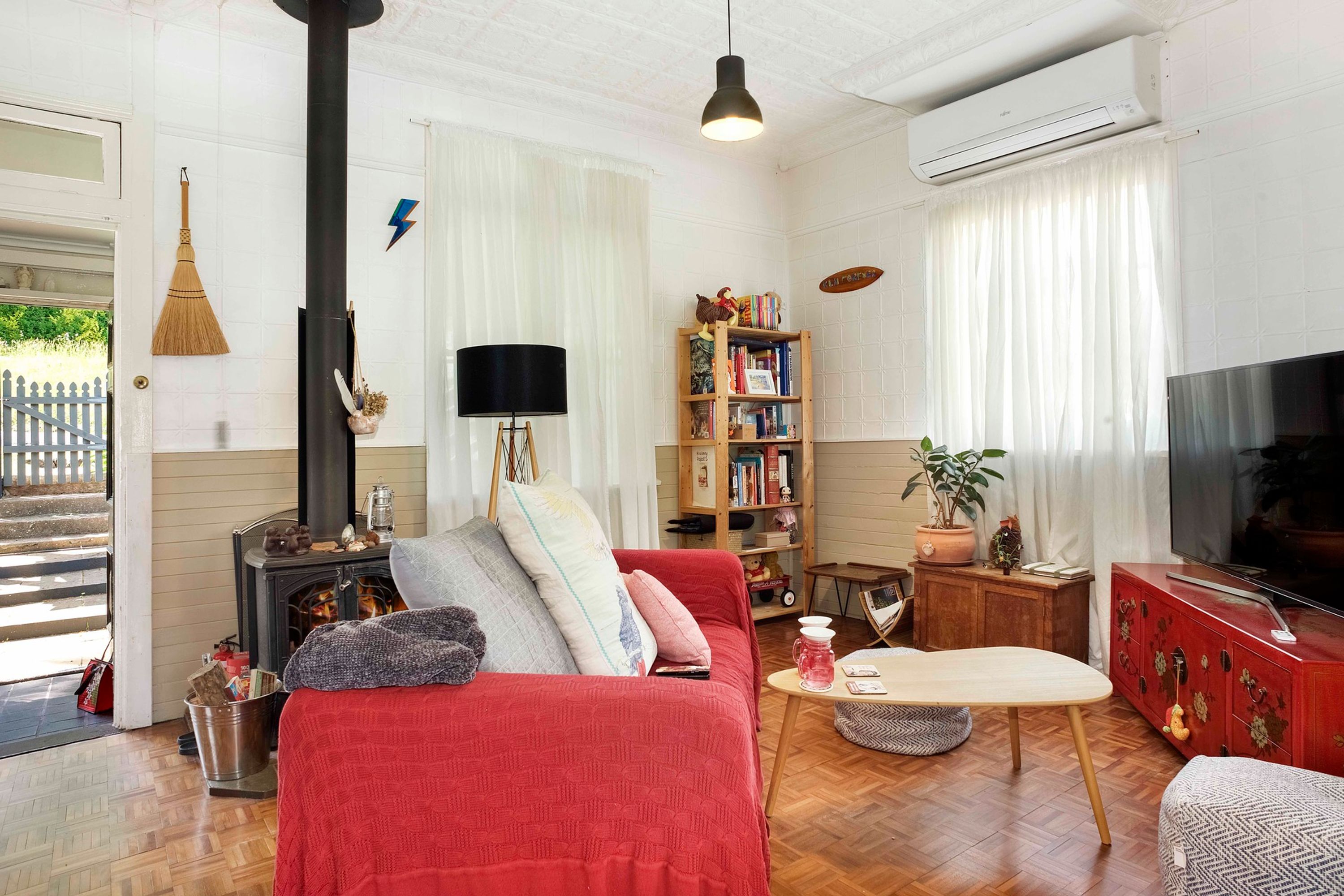 15 Kundibar Street, Katoomba - Thumbnail 3