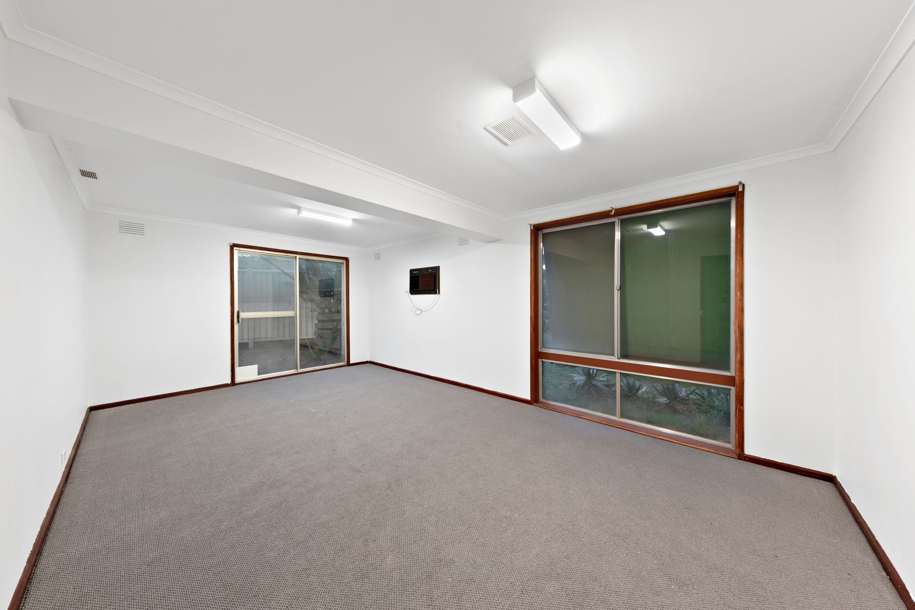 15A BELLARA CRESCENT, Kealba VIC 3021, Kealba - Thumbnail 2