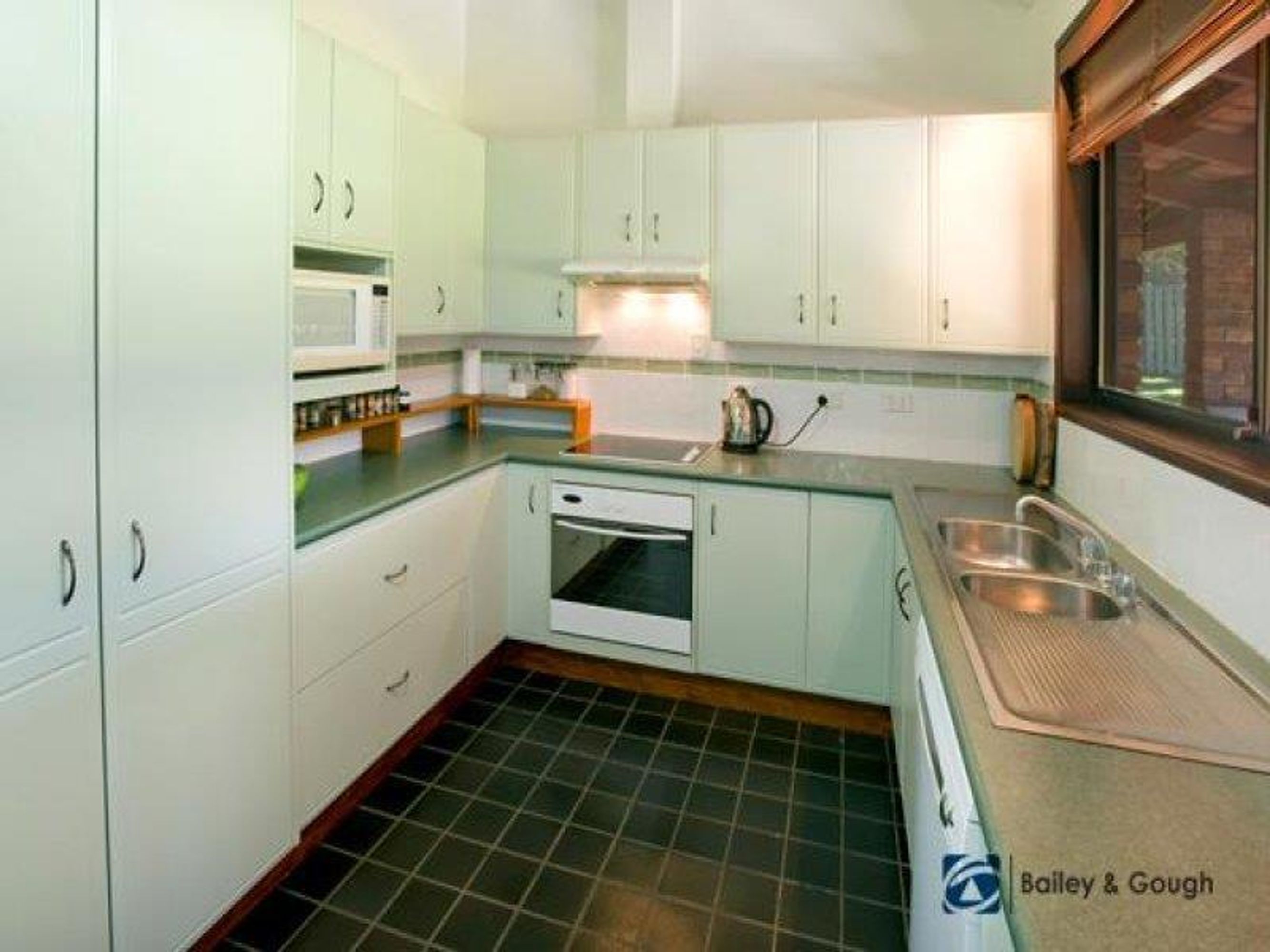 8 Aquarius Drive, Junction Hill - Thumbnail 6