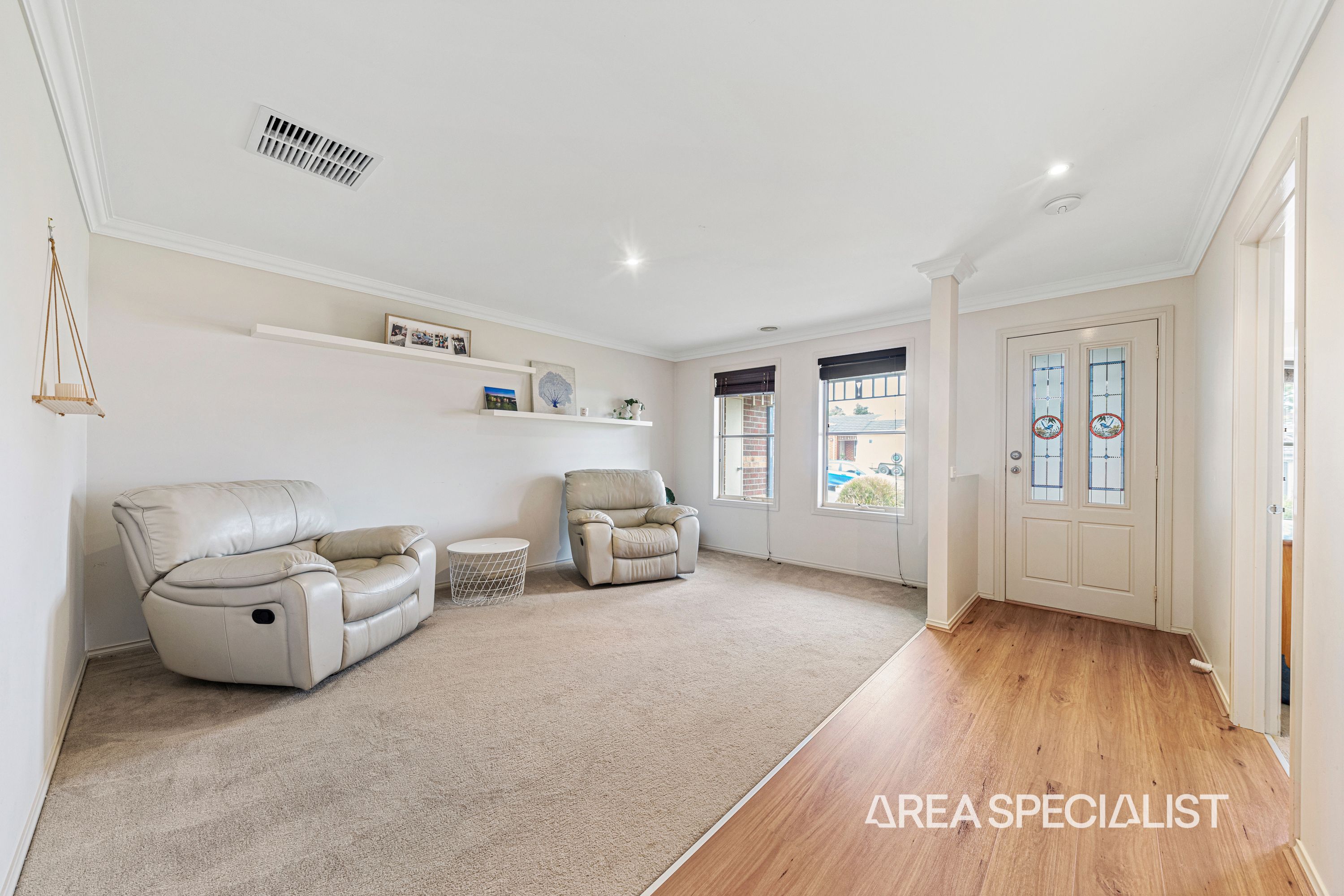9 Huron Parkway, Pakenham - Thumbnail 4