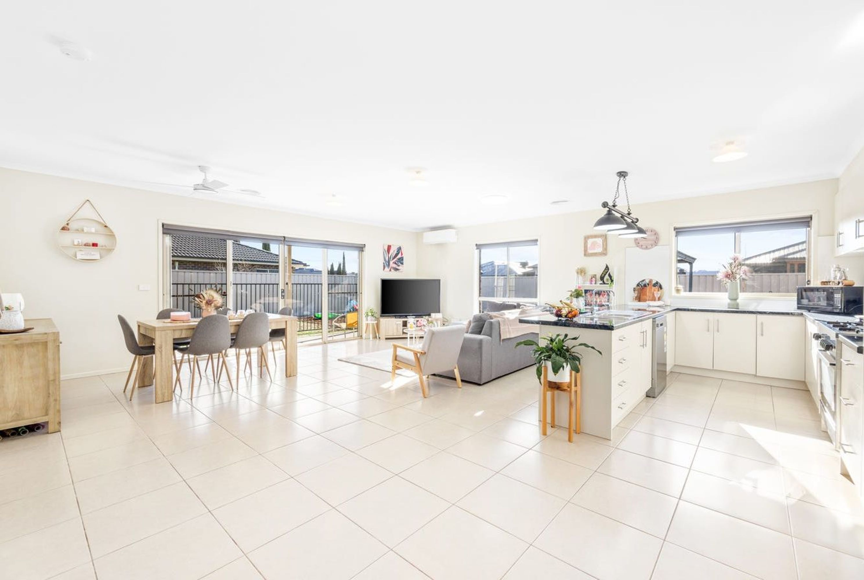 2 Stephens Street, Horsham VIC 3400, Horsham - Thumbnail 3