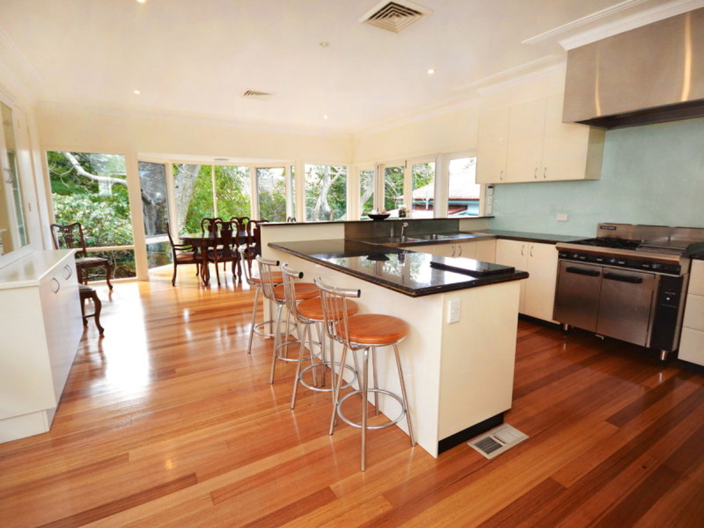 24 Cliff Drive, Katoomba - Thumbnail 4