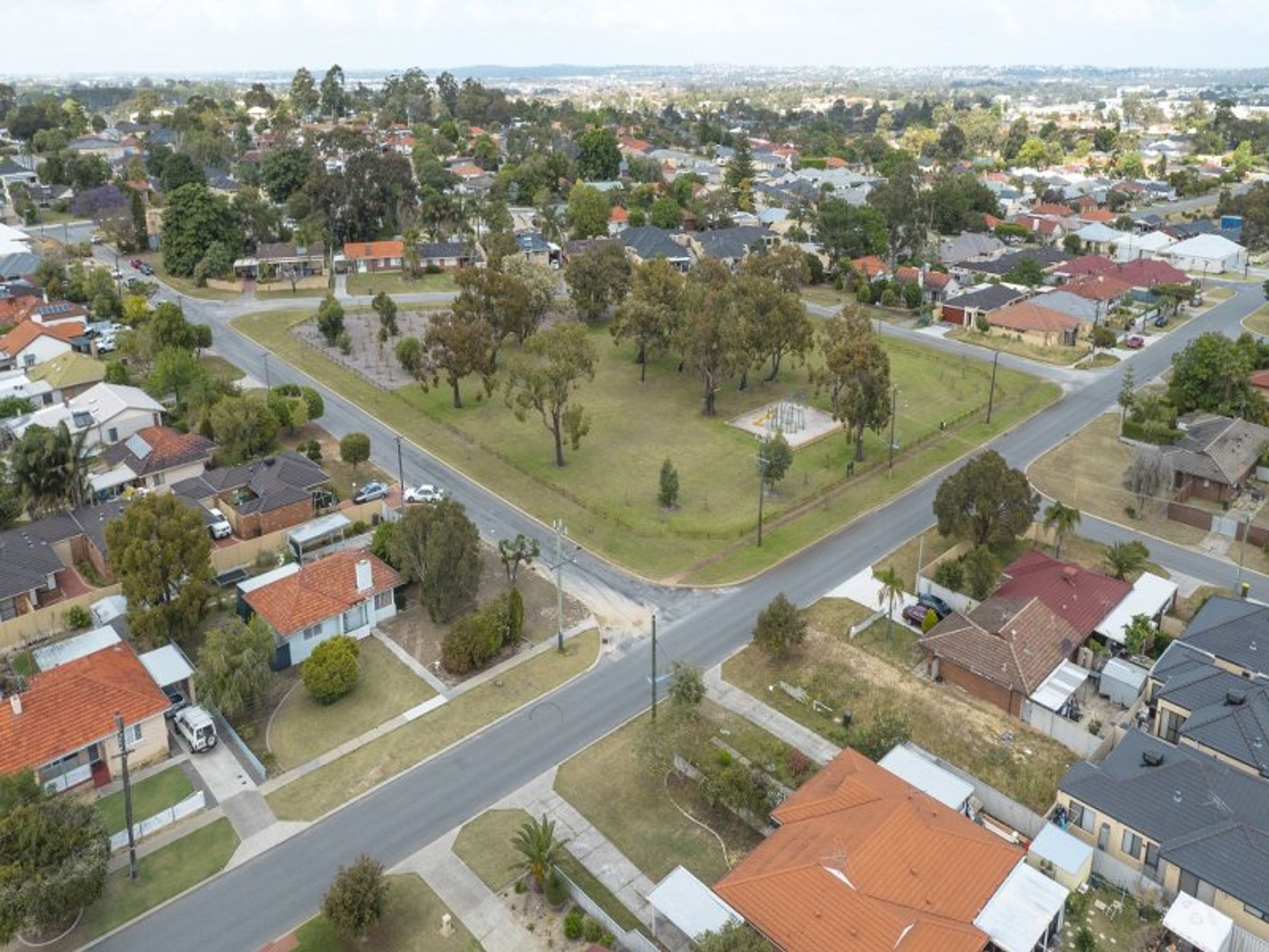 30 Heyshott Road, Balga, WA 6061, Balga - Thumbnail 3
