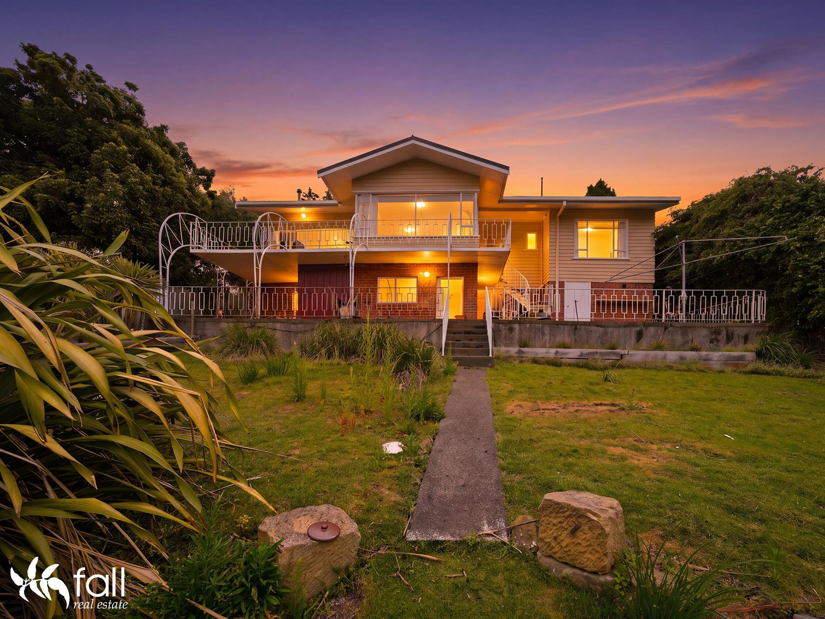 15 Oakleigh Avenue, Taroona TAS 7053 - Image 1