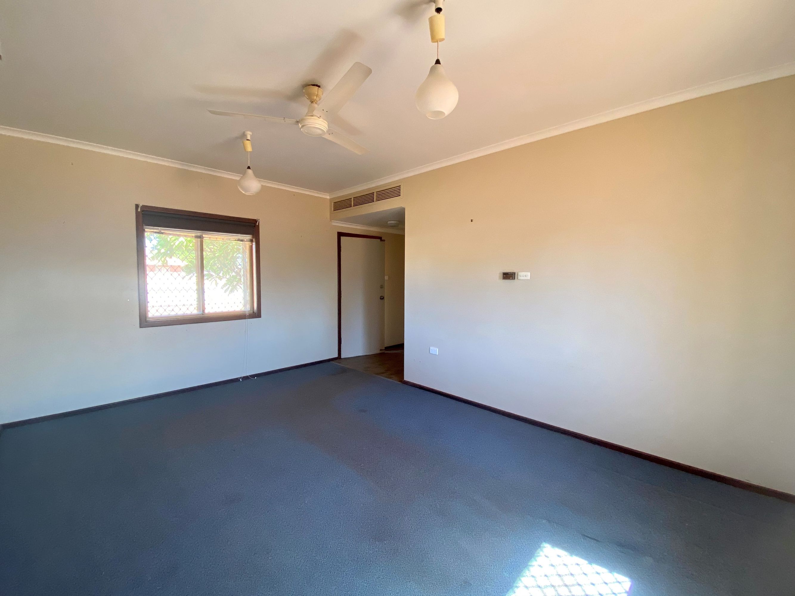 1 Egret Crescent, South Hedland, South Hedland - Thumbnail 3