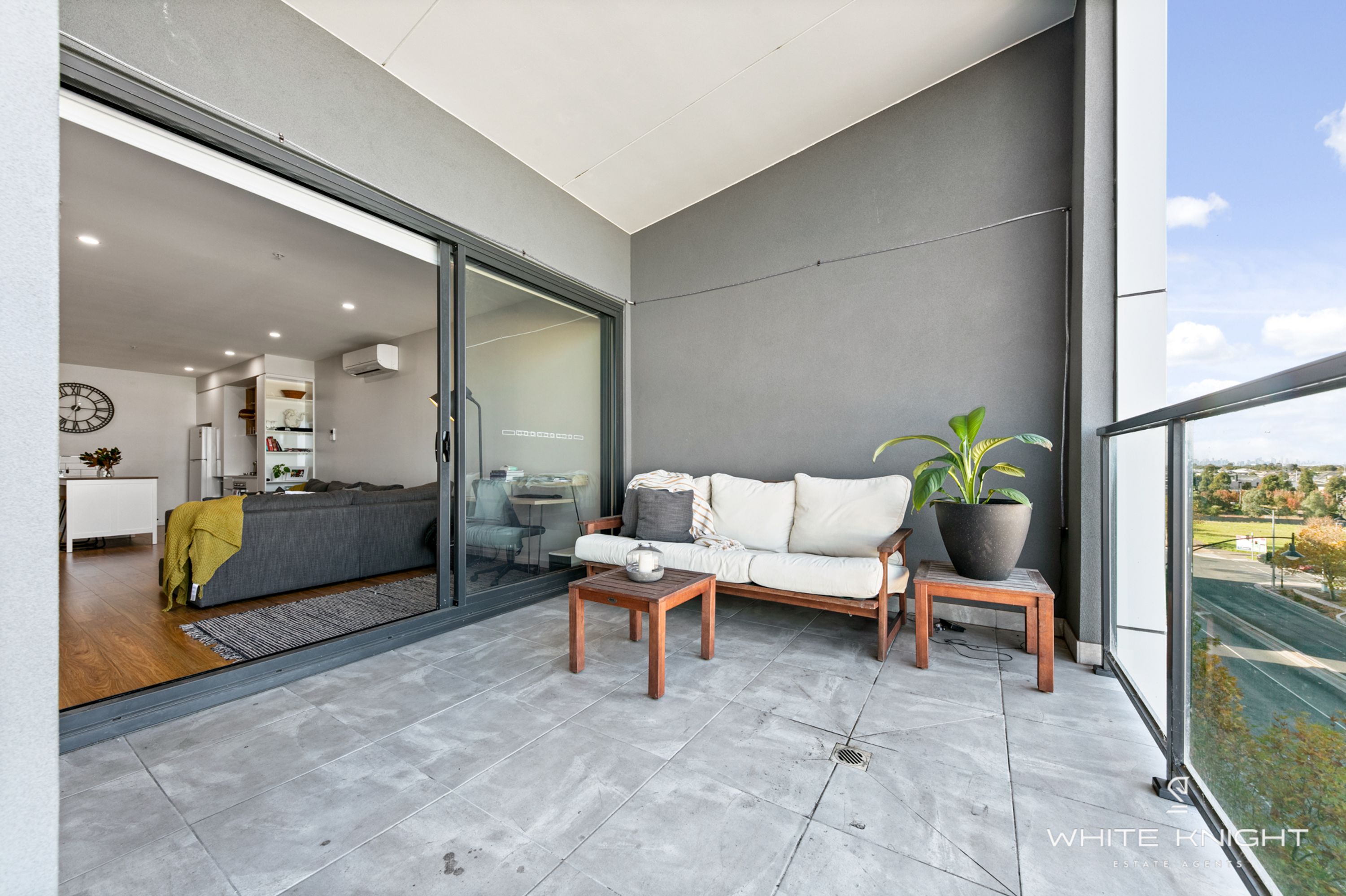 405/9 Commercial Road, Caroline Springs VIC 3023, Caroline Springs - Thumbnail 5