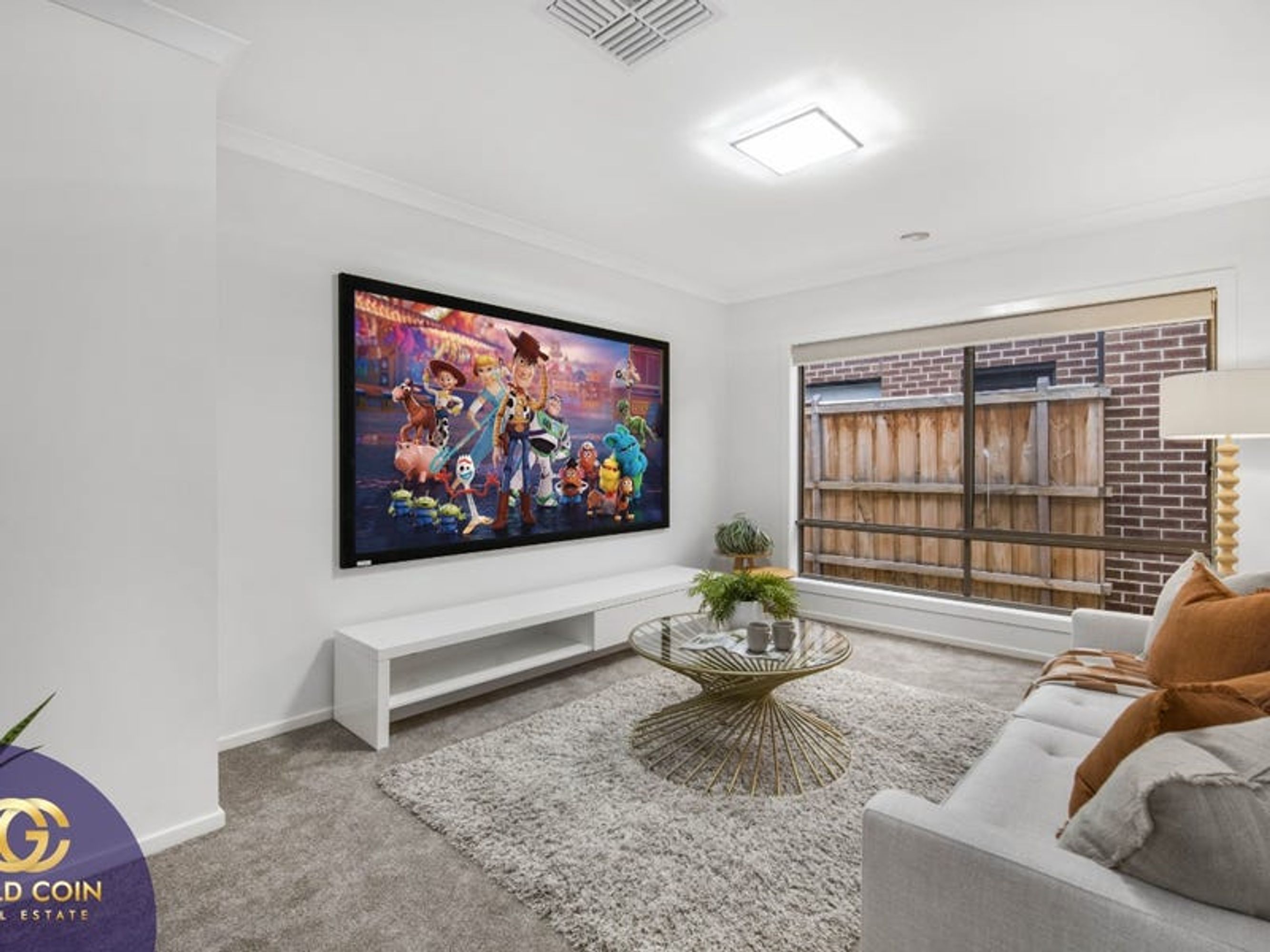 22 Pitfield Avenue, Cranbourne East - Thumbnail 2