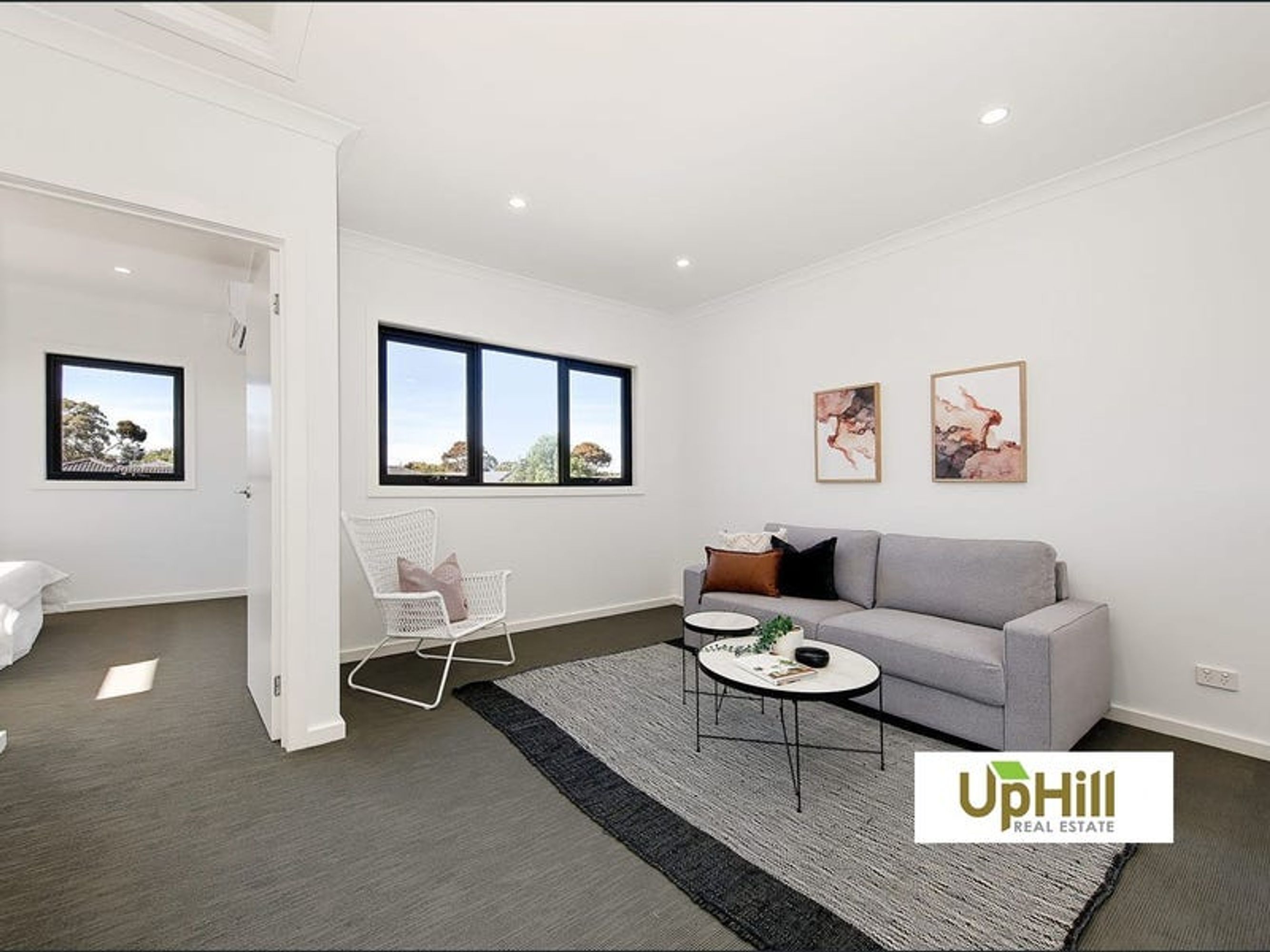 42 Evica Road, Clyde North - Thumbnail 2