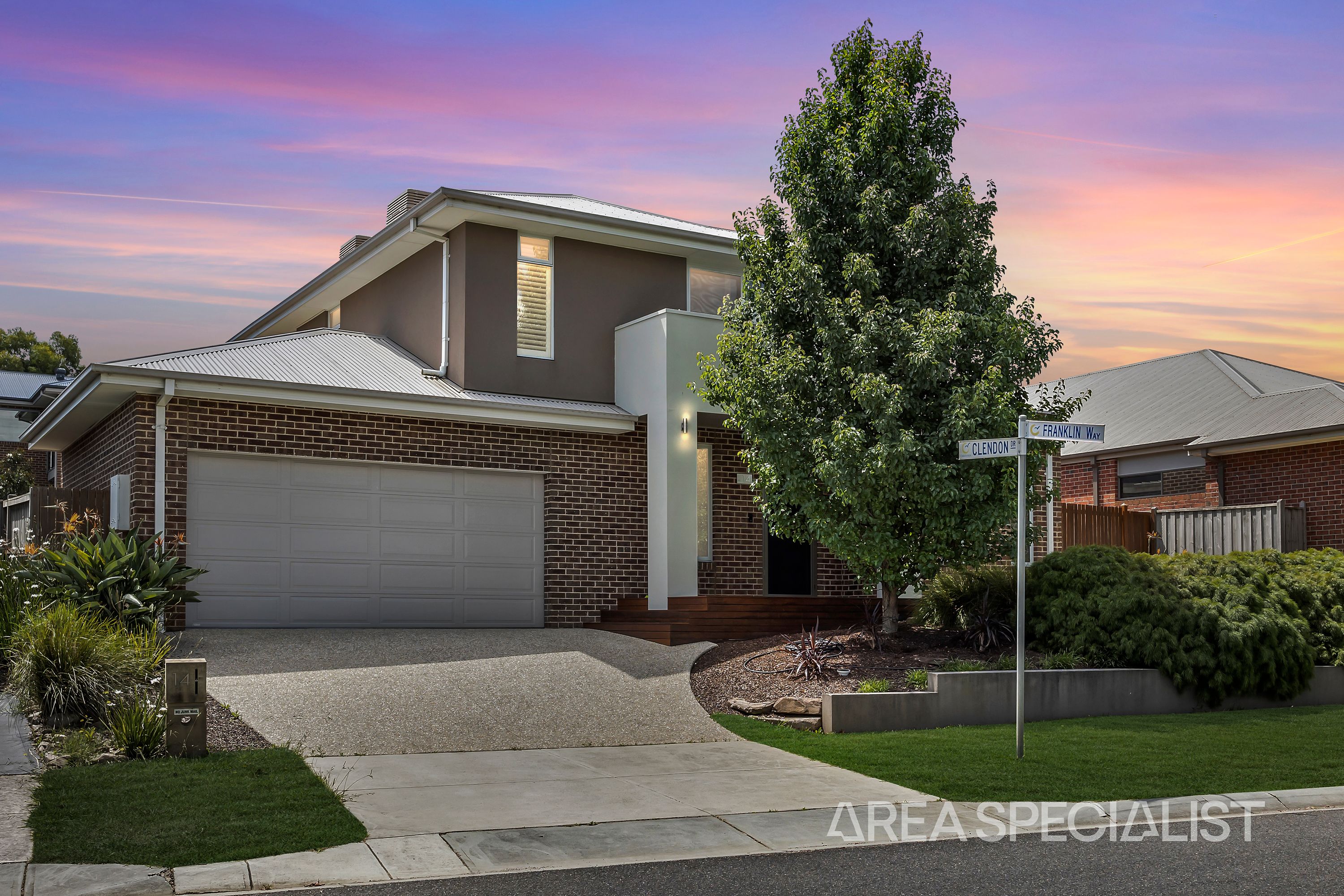 14 Clendon Drive, Officer - Thumbnail 2