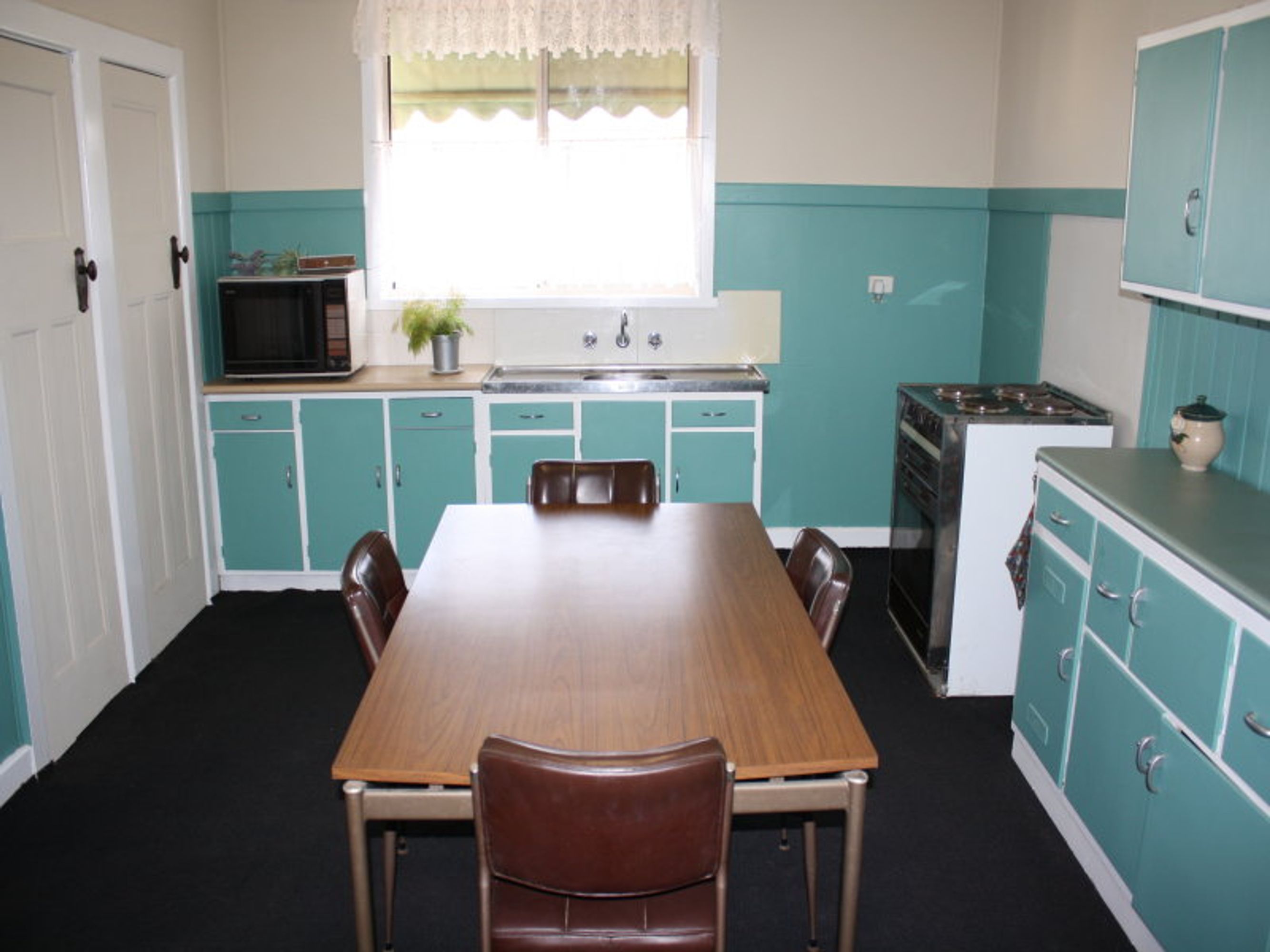 29 Fraser Street, Nhill VIC 3418, Nhill - Thumbnail 2