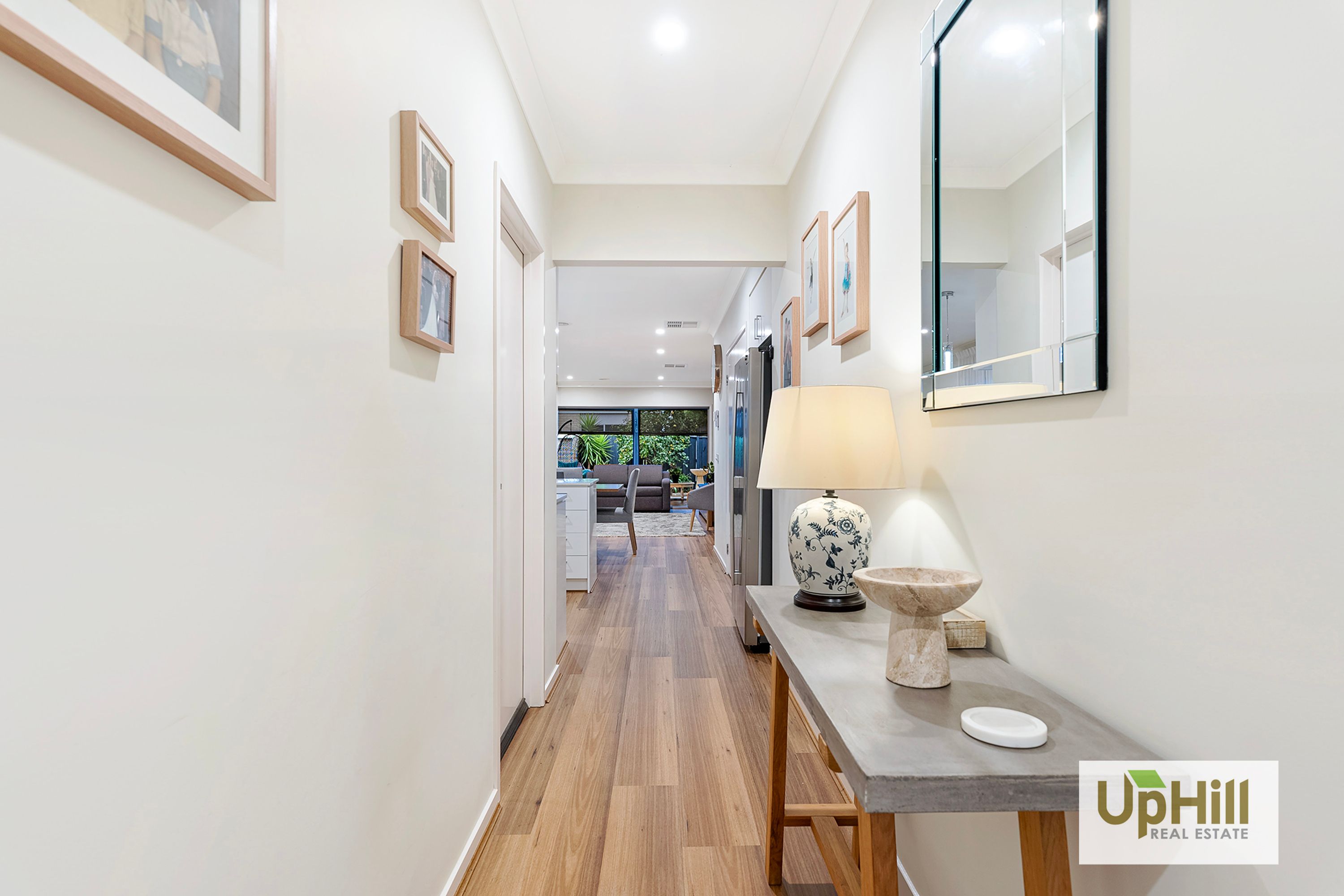 25 Serene Way, Clyde North - Thumbnail 3