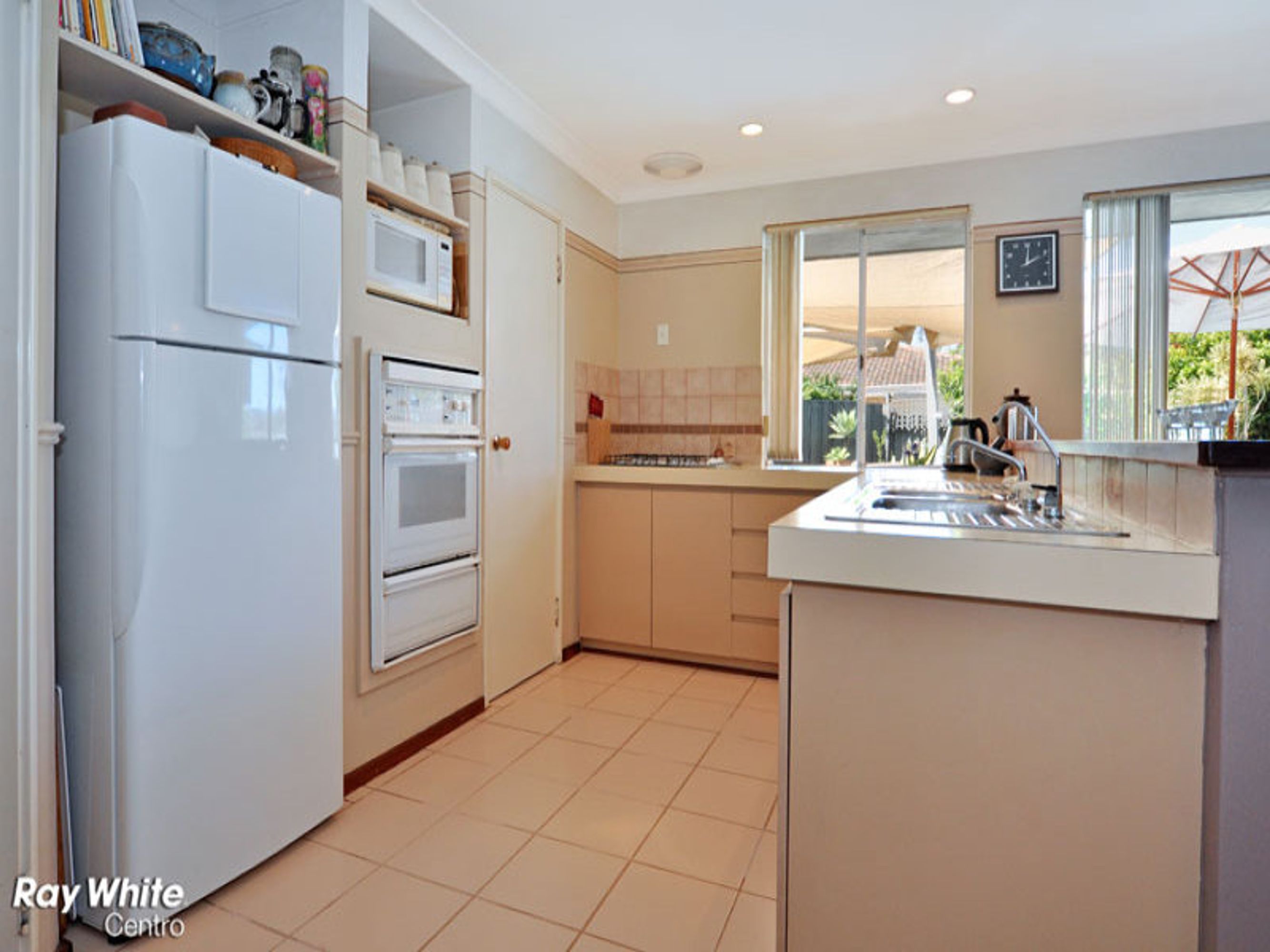12 Lukin Way, Bassendean, WA 6054, Bassendean - Thumbnail 7