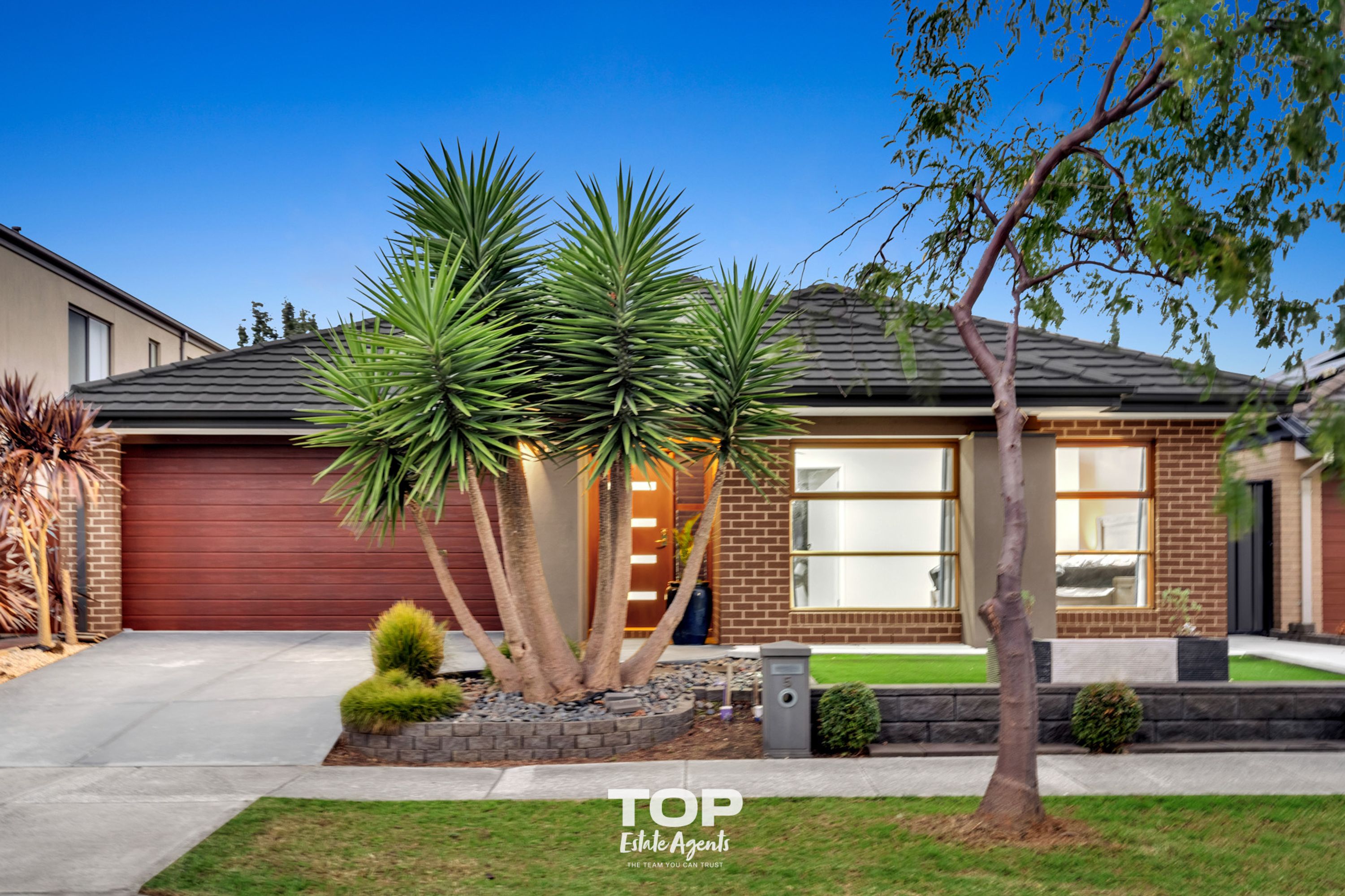 5 Flemington Way, Clyde North - Thumbnail 2