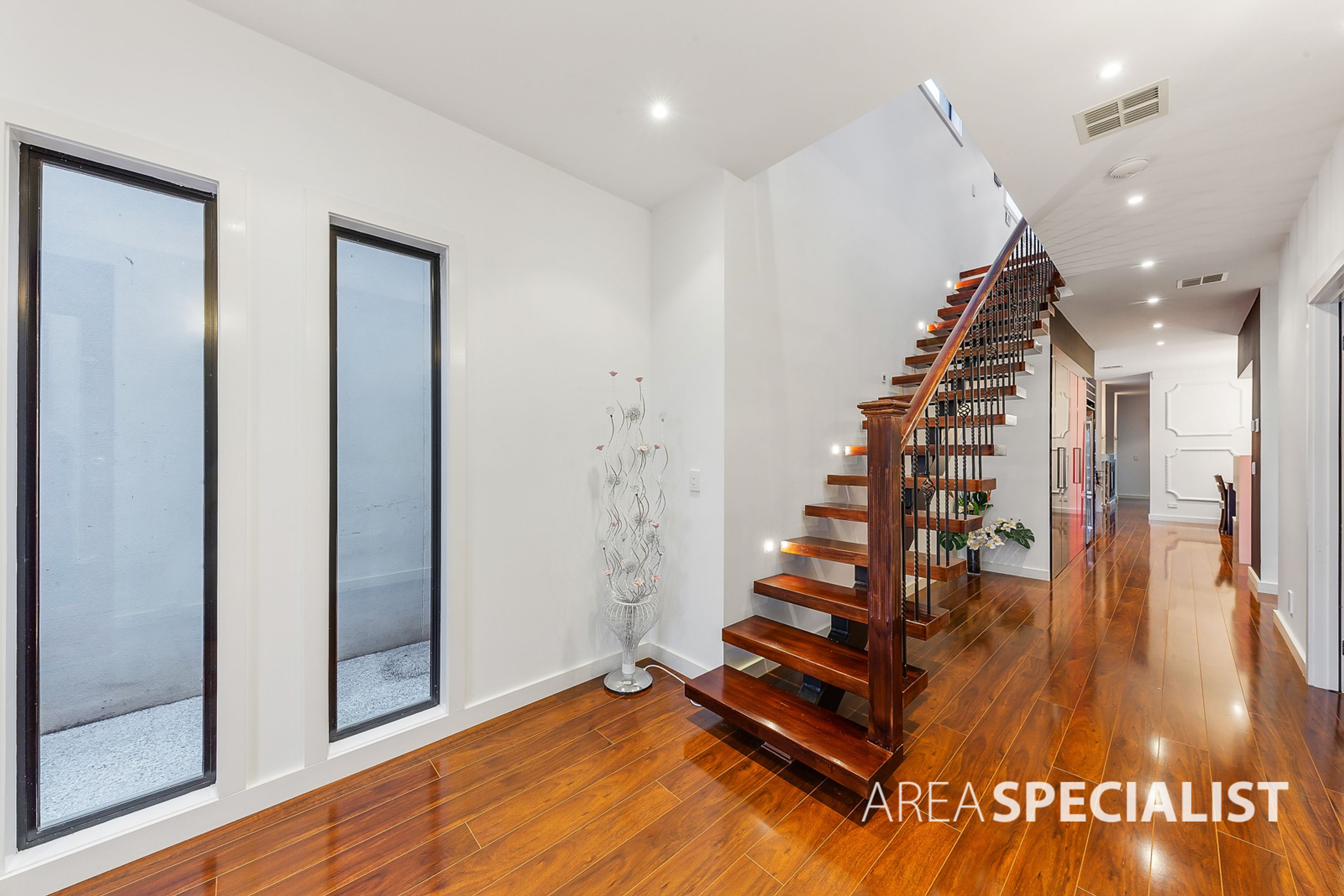 14 Brunton Avenue, Caroline Springs VIC 3023, Caroline Springs - Thumbnail 5