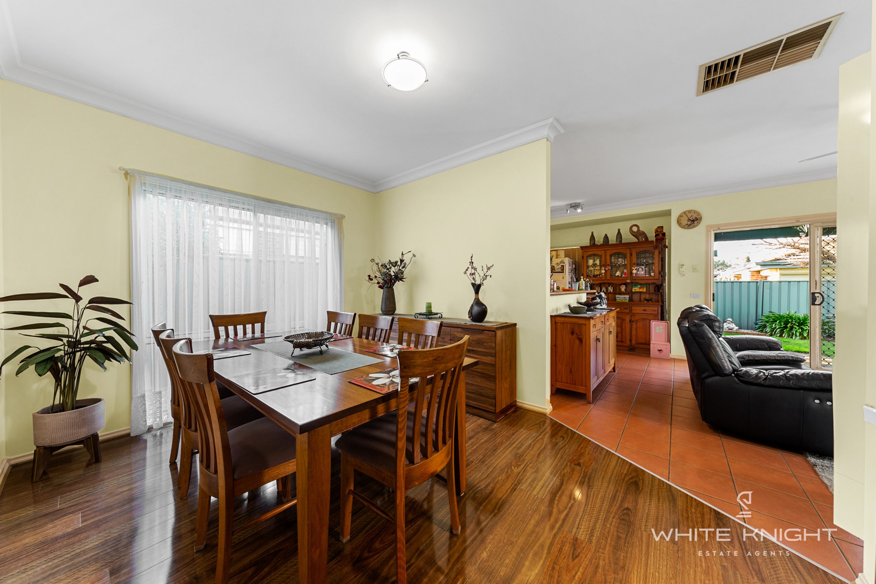 15 Sidney Place, Caroline Springs VIC 3023, Caroline Springs - Thumbnail 4