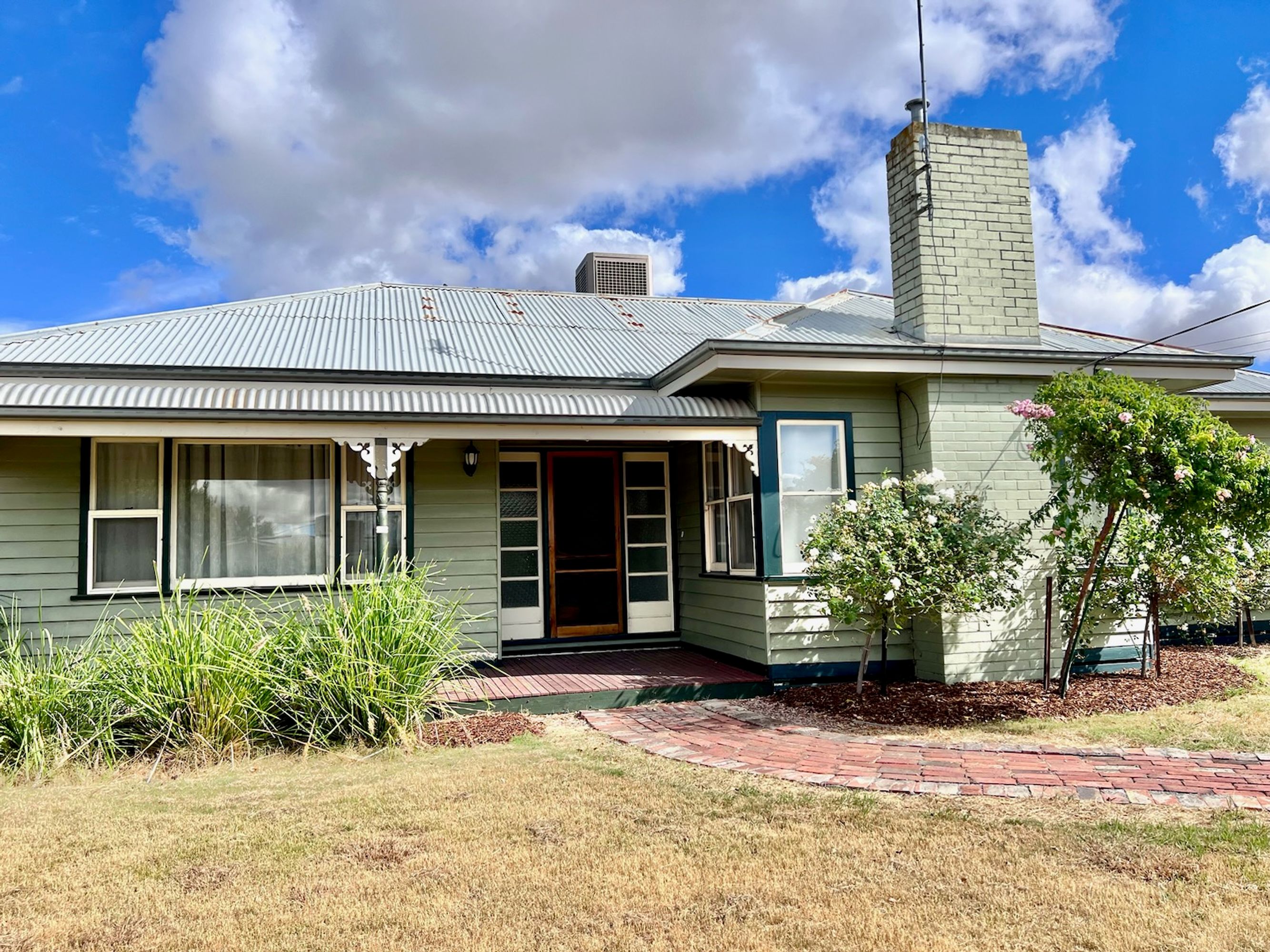 36 Tucker Street, Horsham VIC 3400